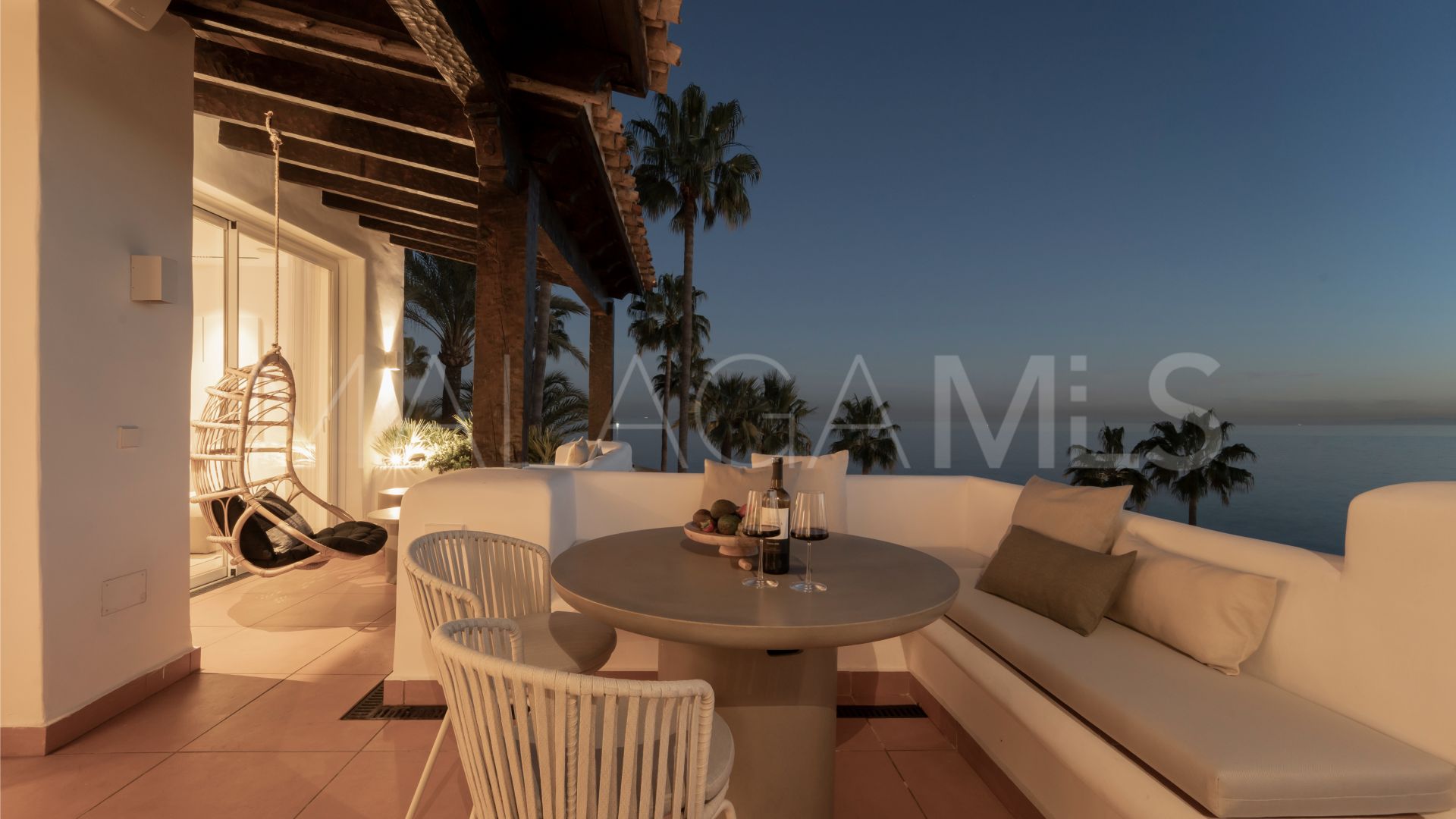 Appartement terrasse for sale in Alcazaba Beach