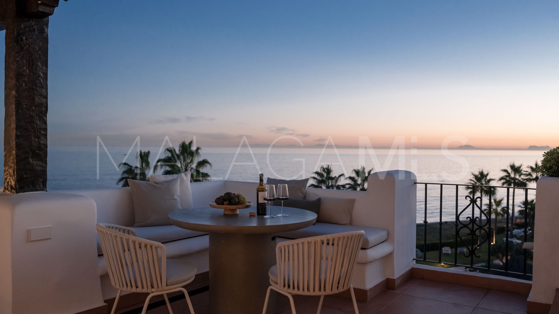 Appartement terrasse for sale in Alcazaba Beach