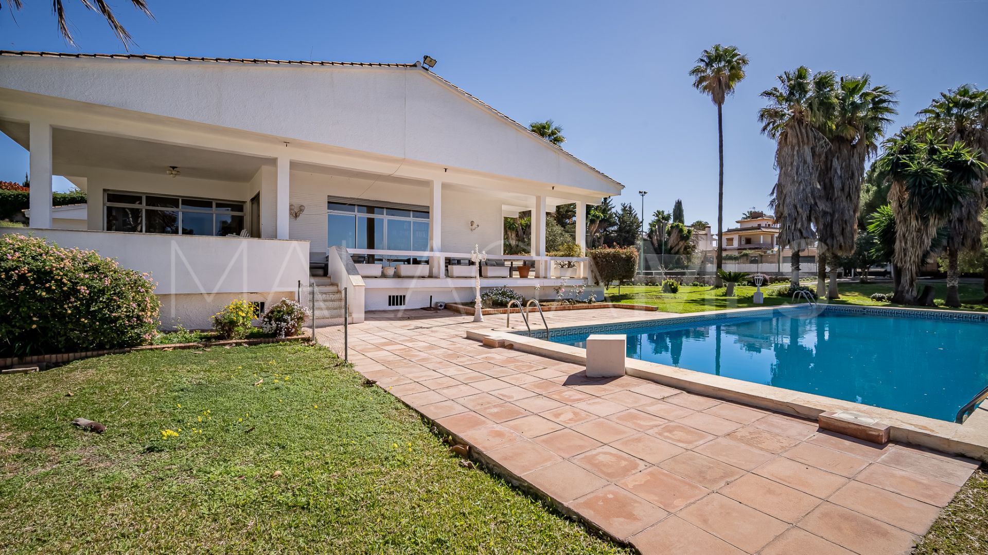 For sale villa in Marbella City