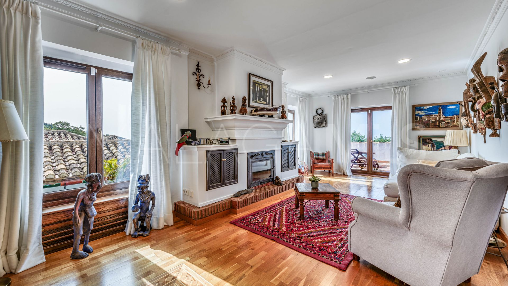 For sale villa in La Mairena with 7 bedrooms