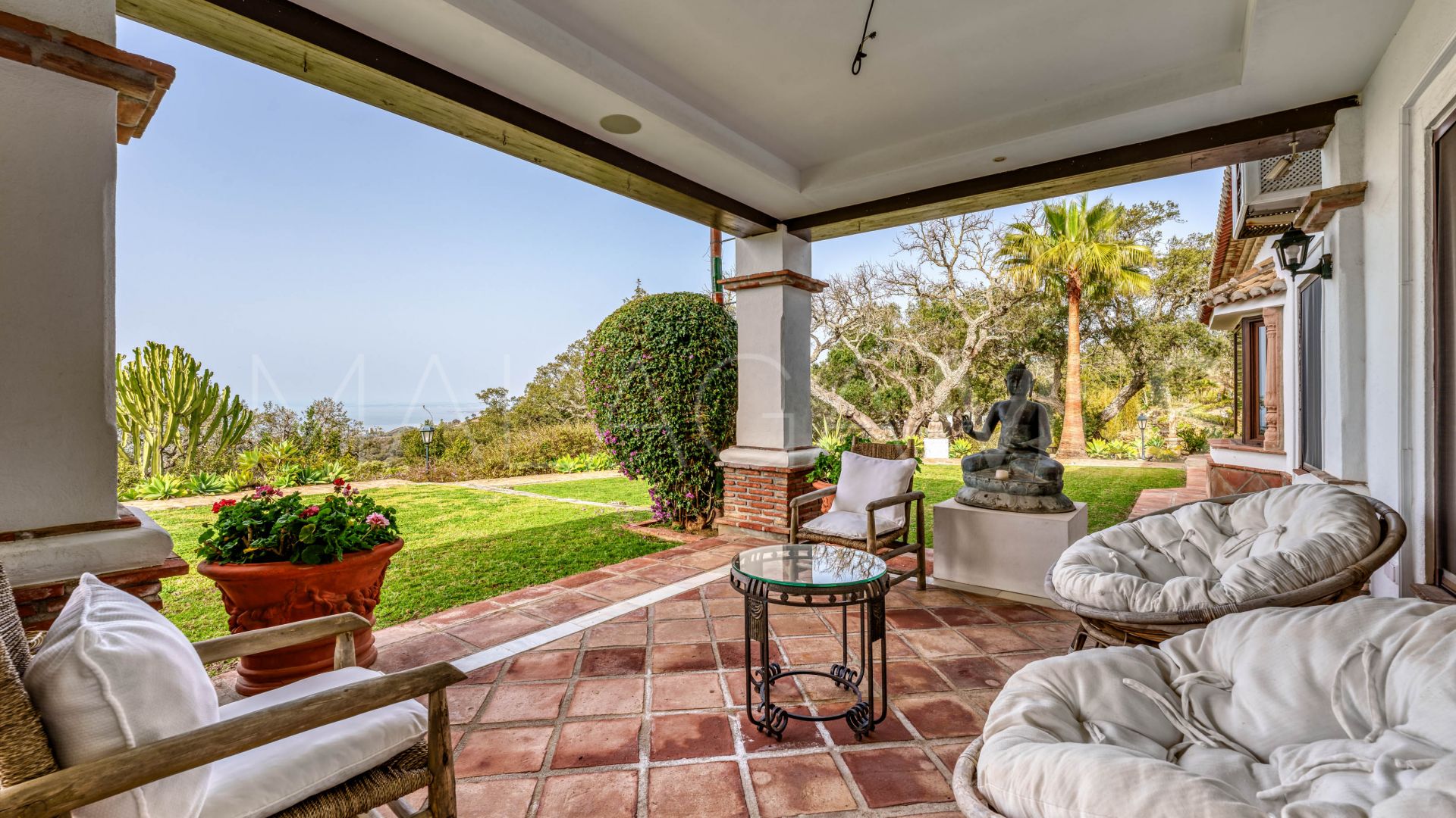 For sale villa in La Mairena with 7 bedrooms