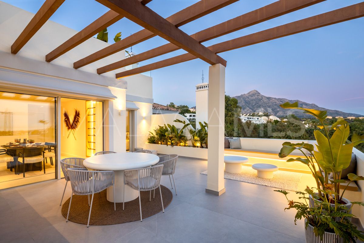 Duplex penthouse for sale in Les Belvederes