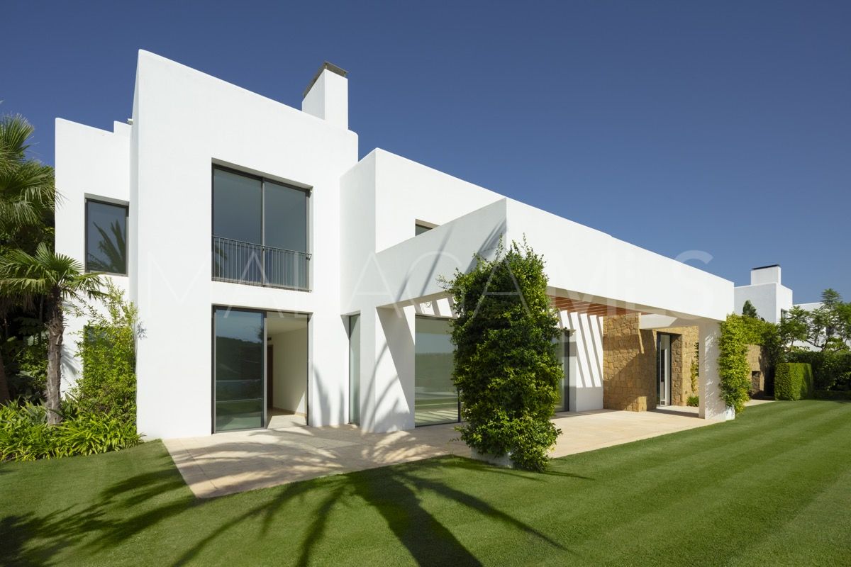 Villa for sale in Finca Cortesin de 5 bedrooms