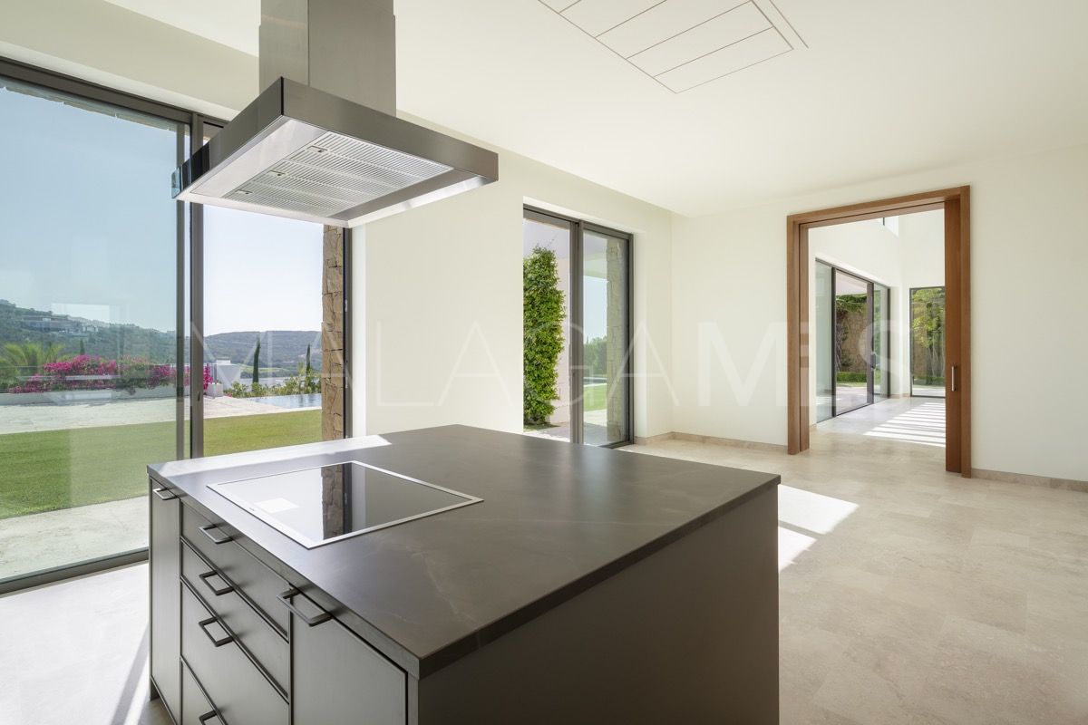 Villa for sale in Finca Cortesin de 5 bedrooms
