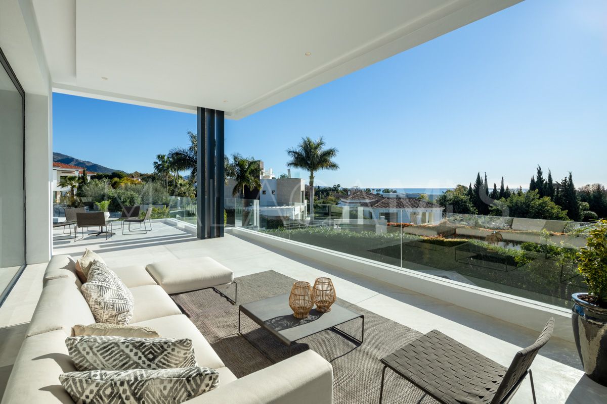 Villa for sale in Altos de Puente Romano