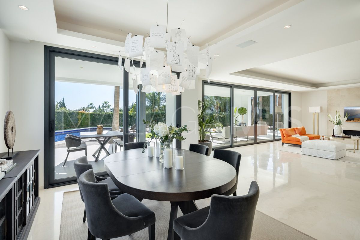 Villa for sale in Altos de Puente Romano