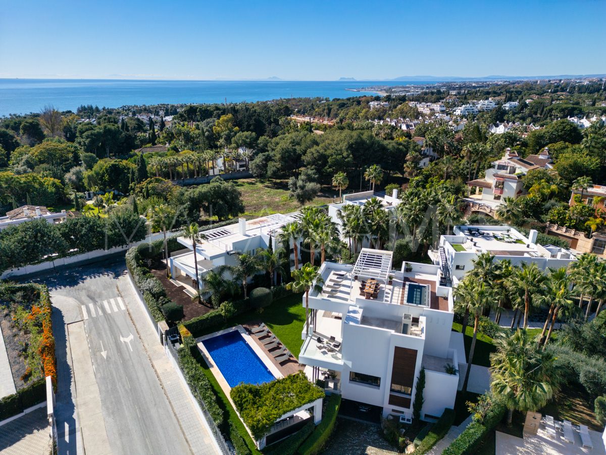Villa for sale in Altos de Puente Romano