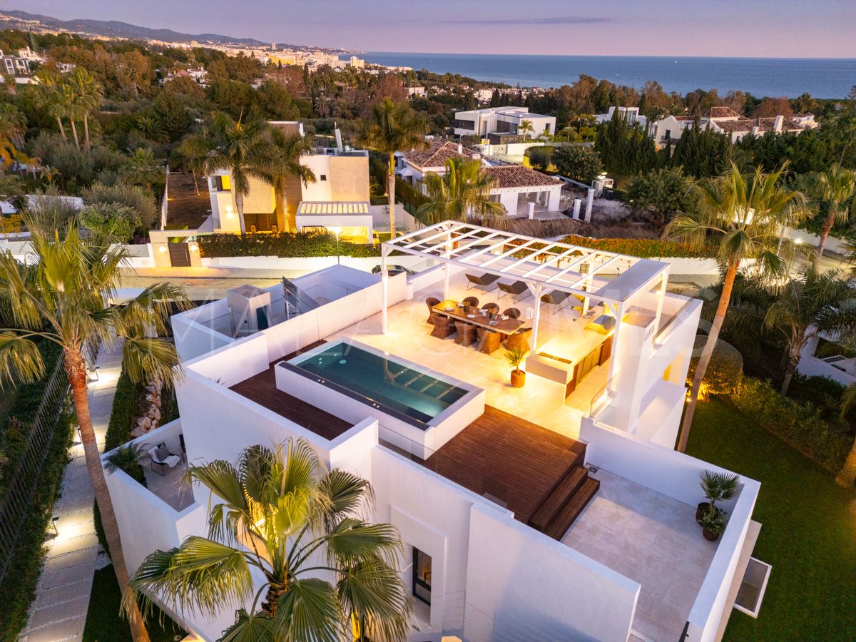 Villa for sale in Altos de Puente Romano
