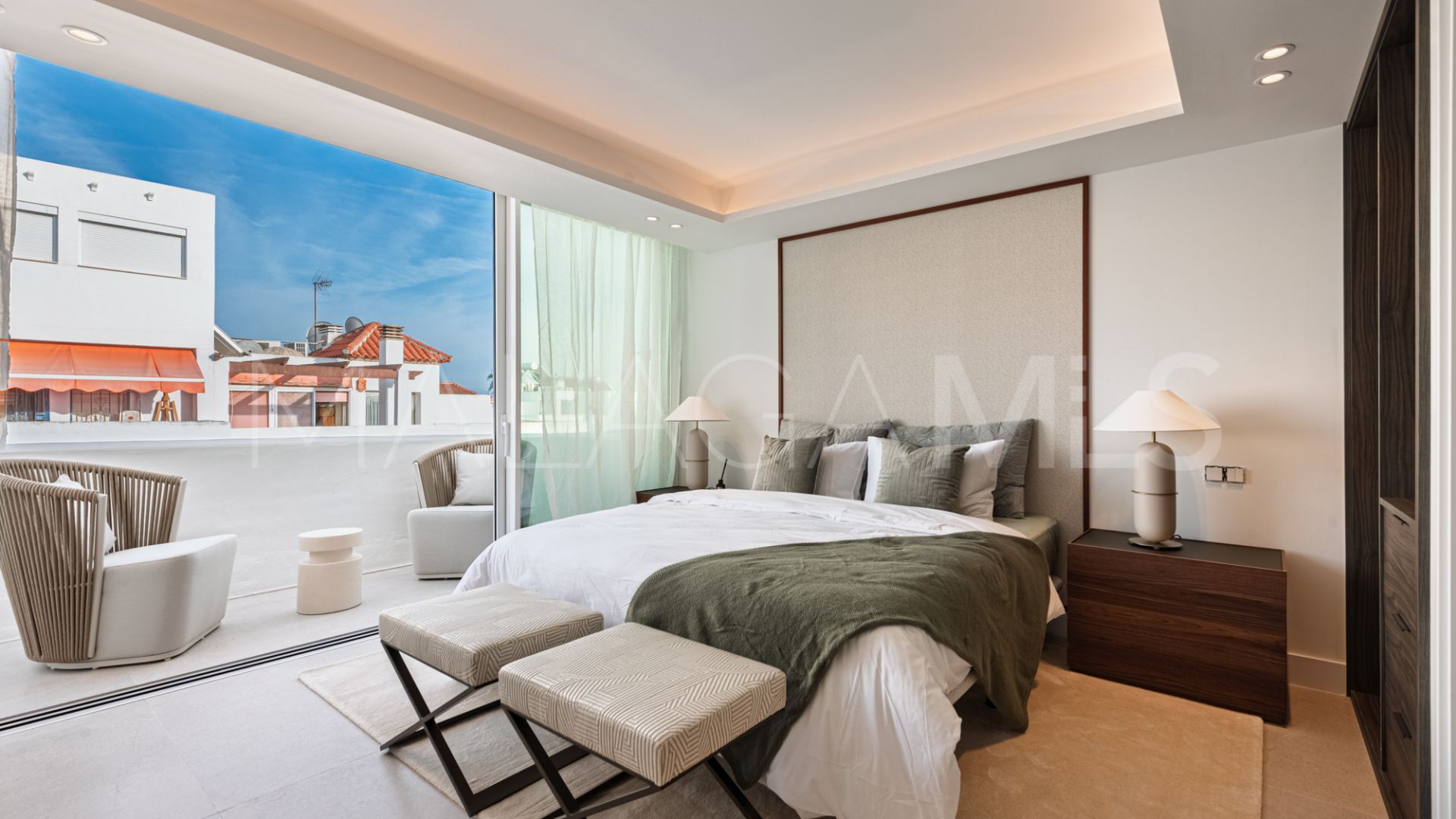 Radhus for sale in Marbella Golden Mile