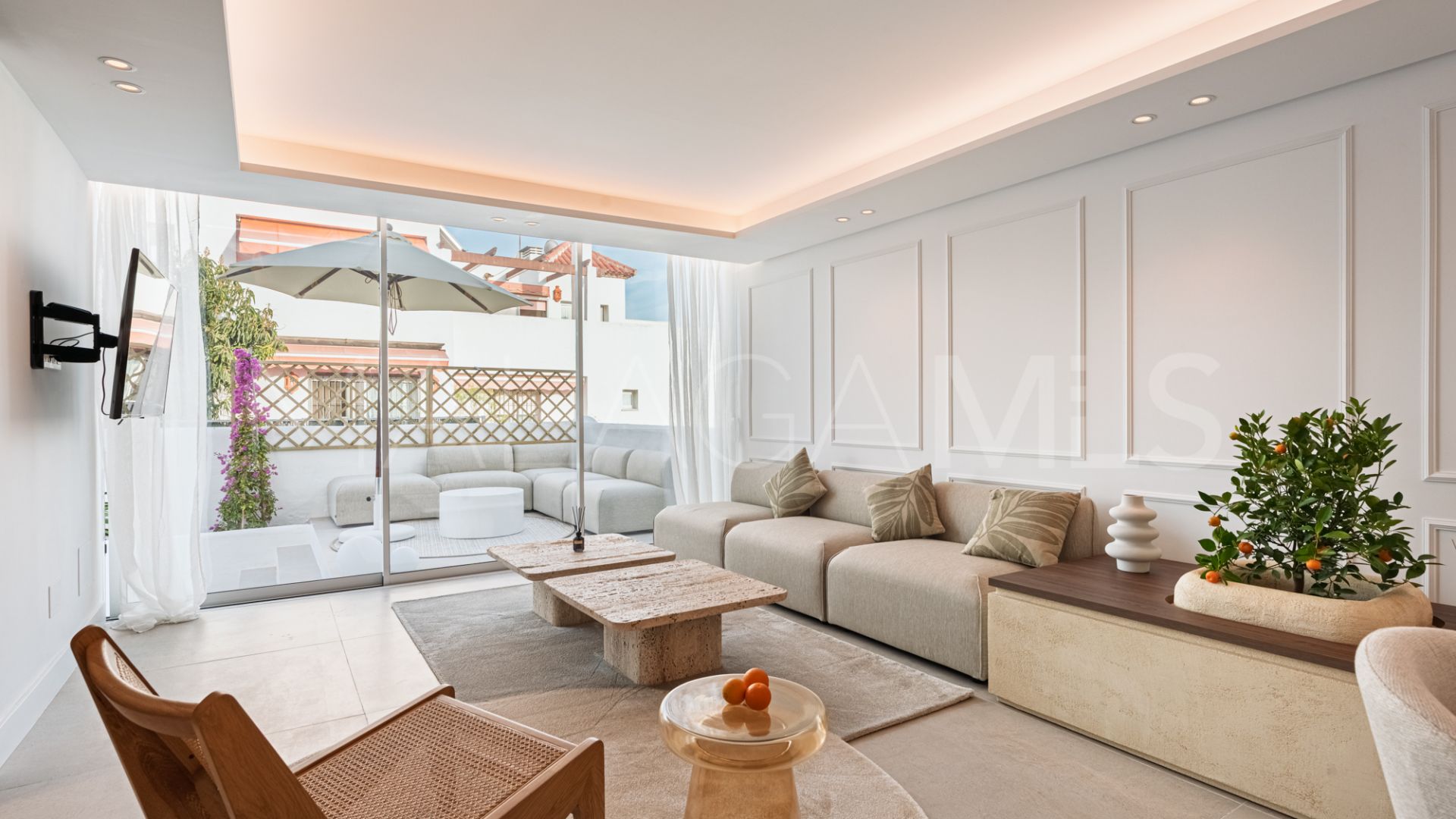 Radhus for sale in Marbella Golden Mile