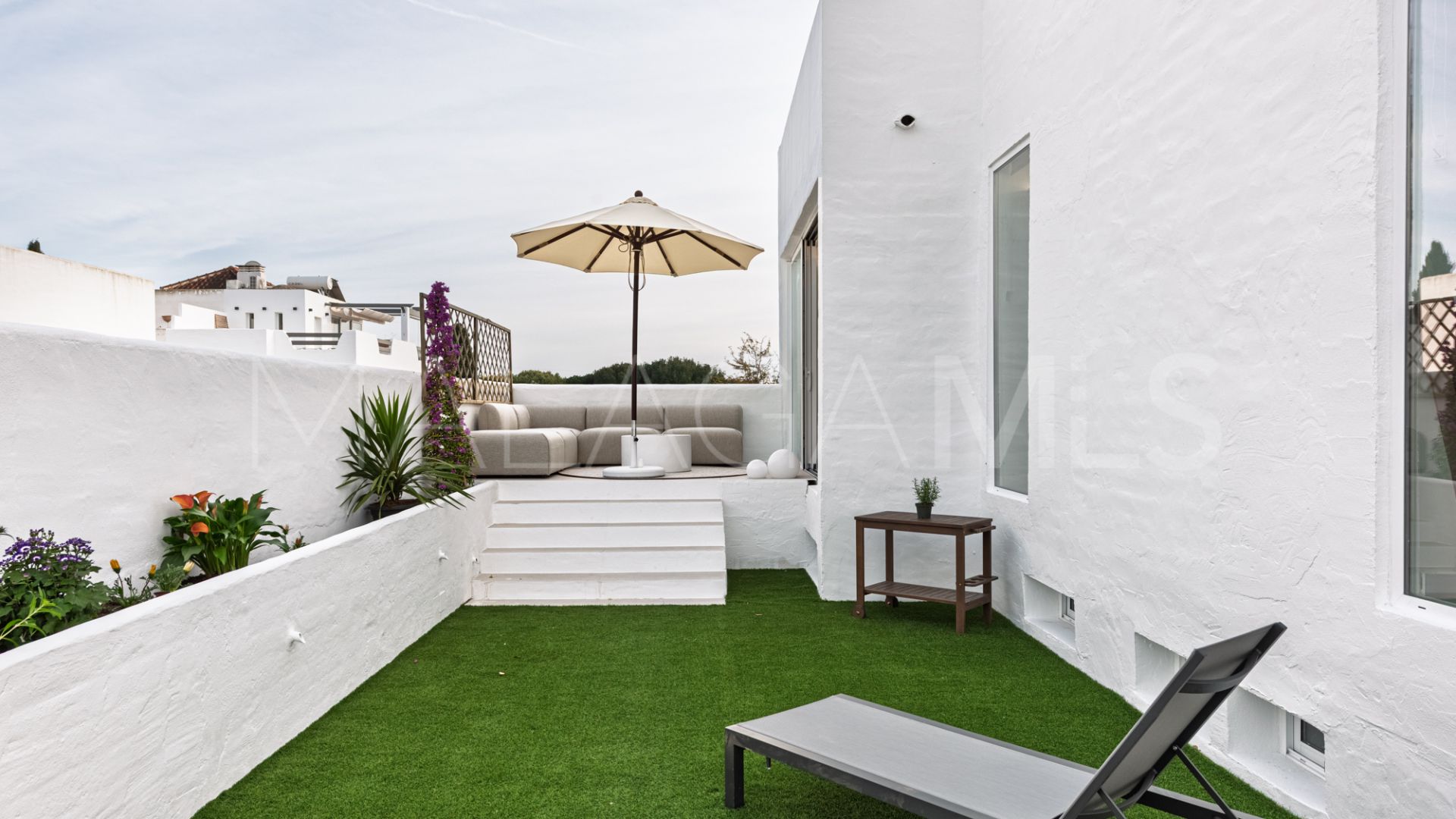 Radhus for sale in Marbella Golden Mile