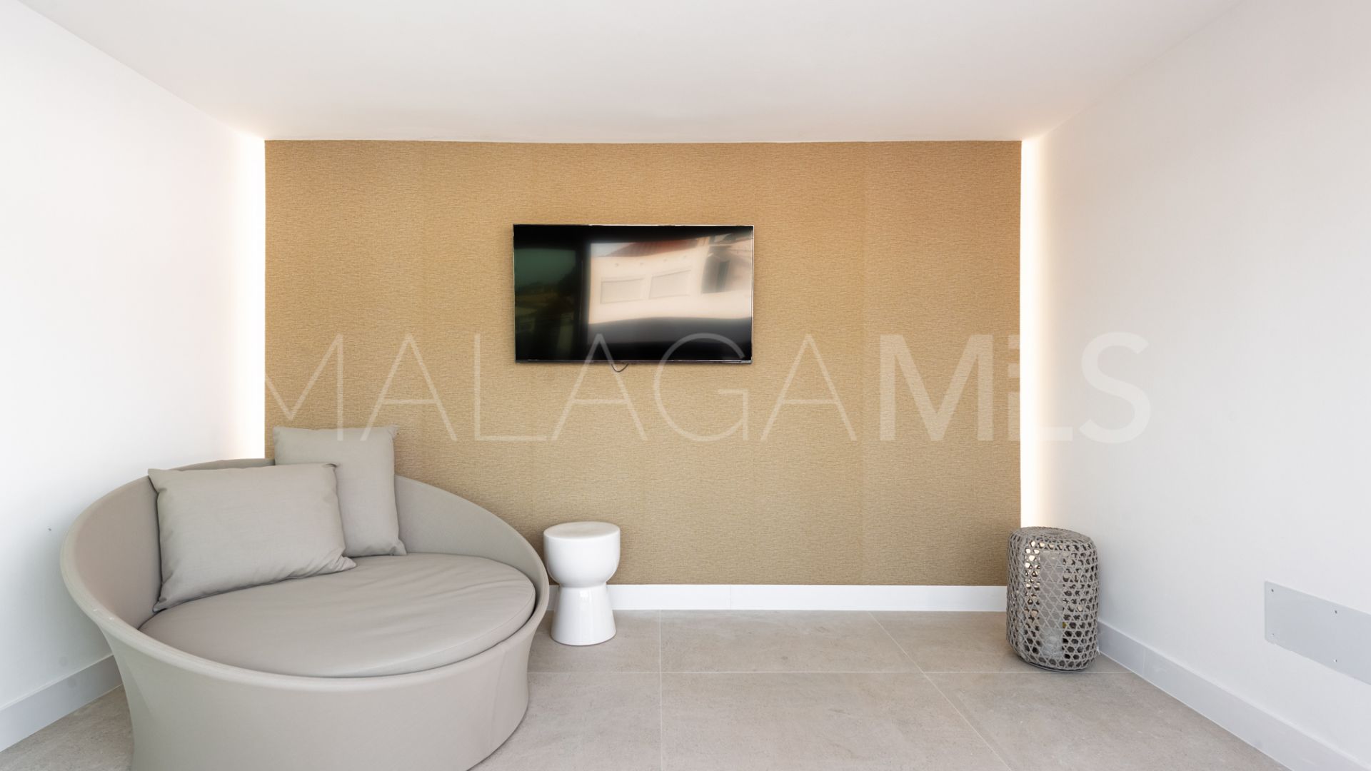 Radhus for sale in Marbella Golden Mile