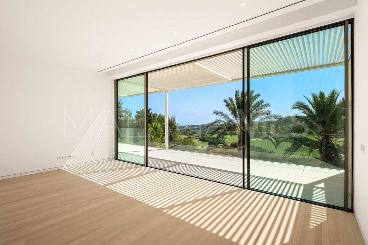 Villa for sale in Casares