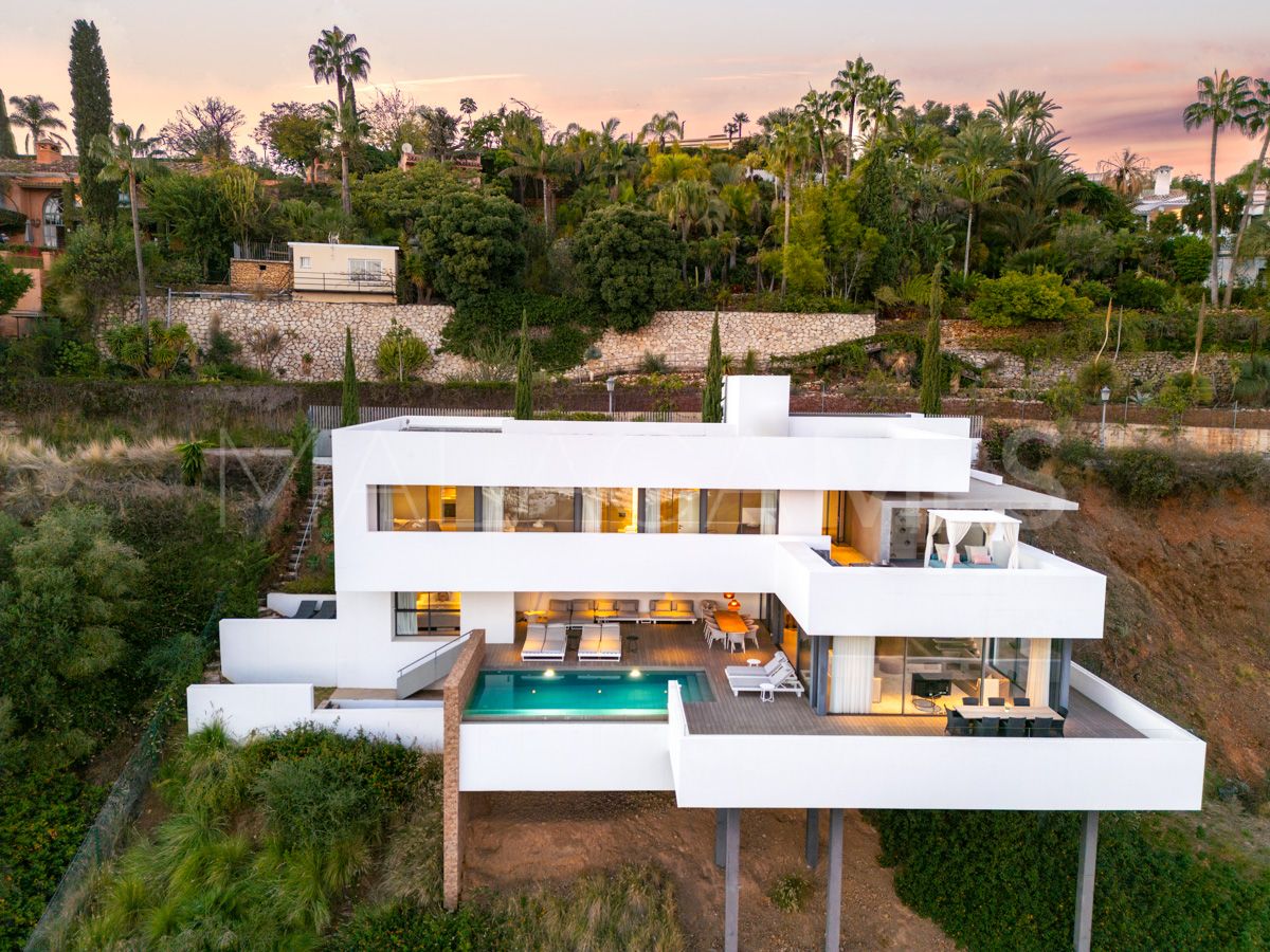 Villa for sale in Benahavis