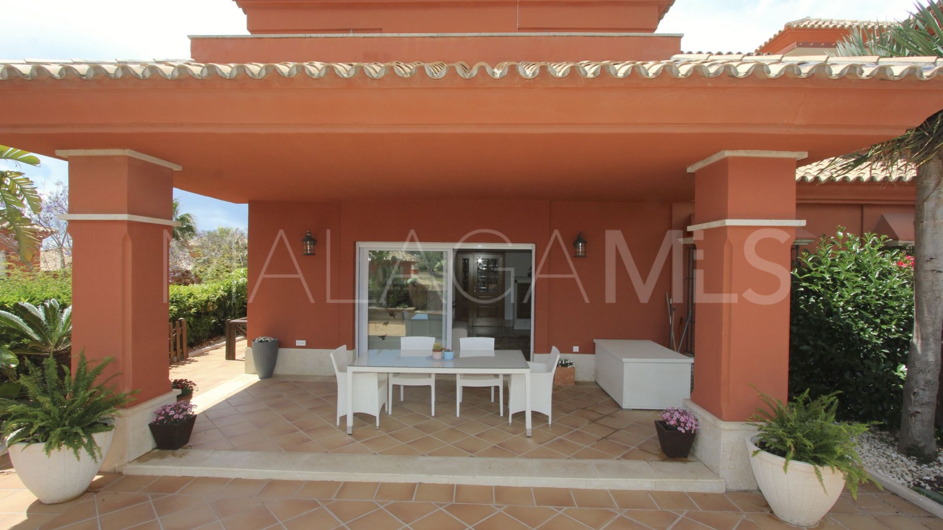 Se vende villa pareada de 6 bedrooms in Santa Clara