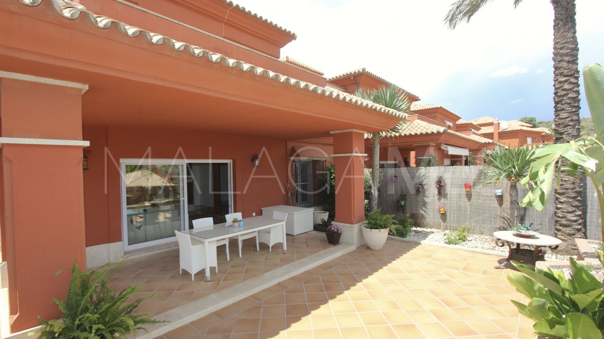 Se vende villa pareada de 6 bedrooms in Santa Clara