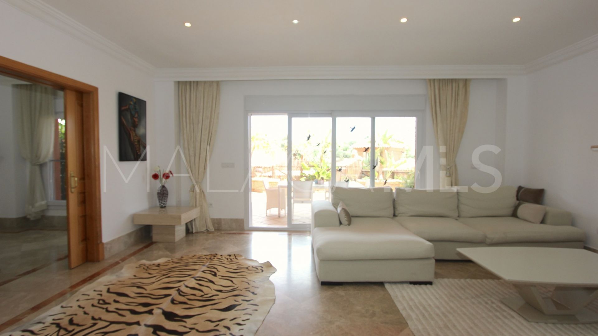 Se vende villa pareada de 6 bedrooms in Santa Clara