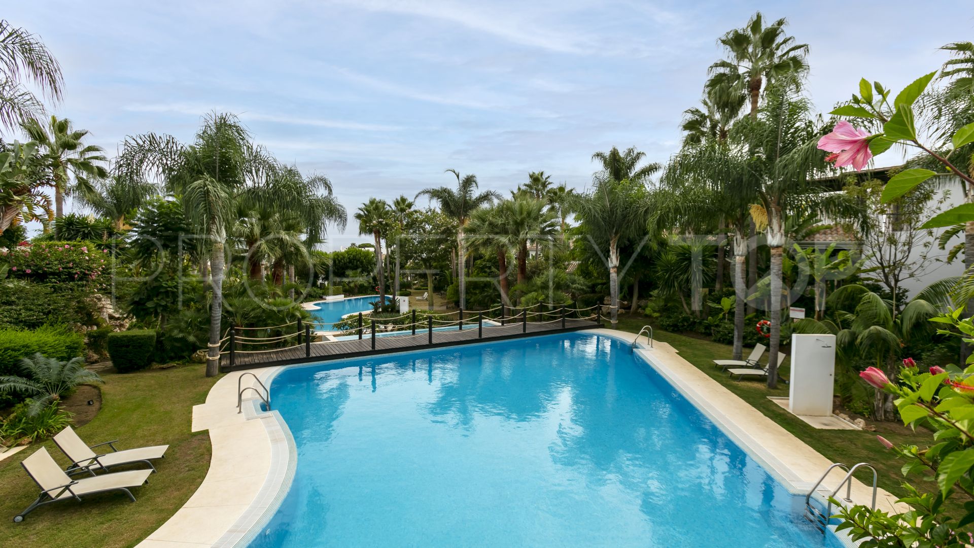 Comprar villa en Marbella Golden Mile