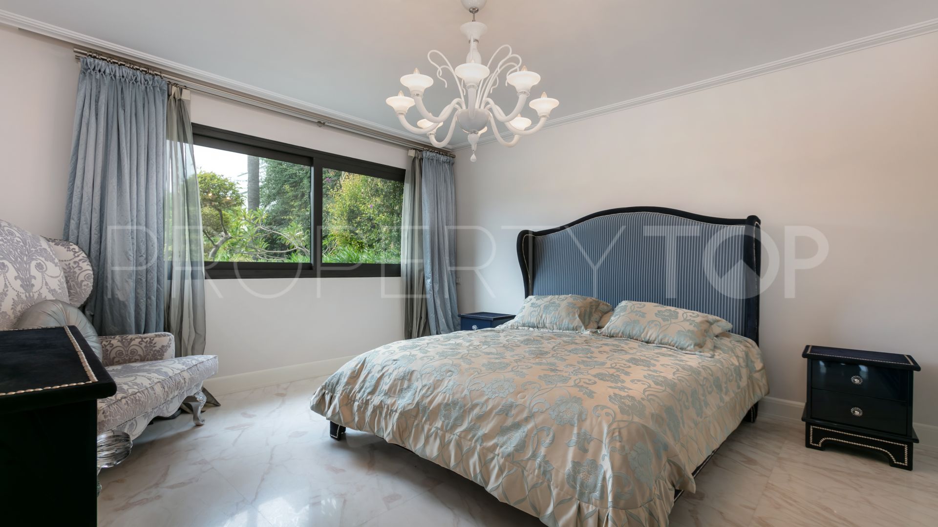 Comprar villa en Marbella Golden Mile