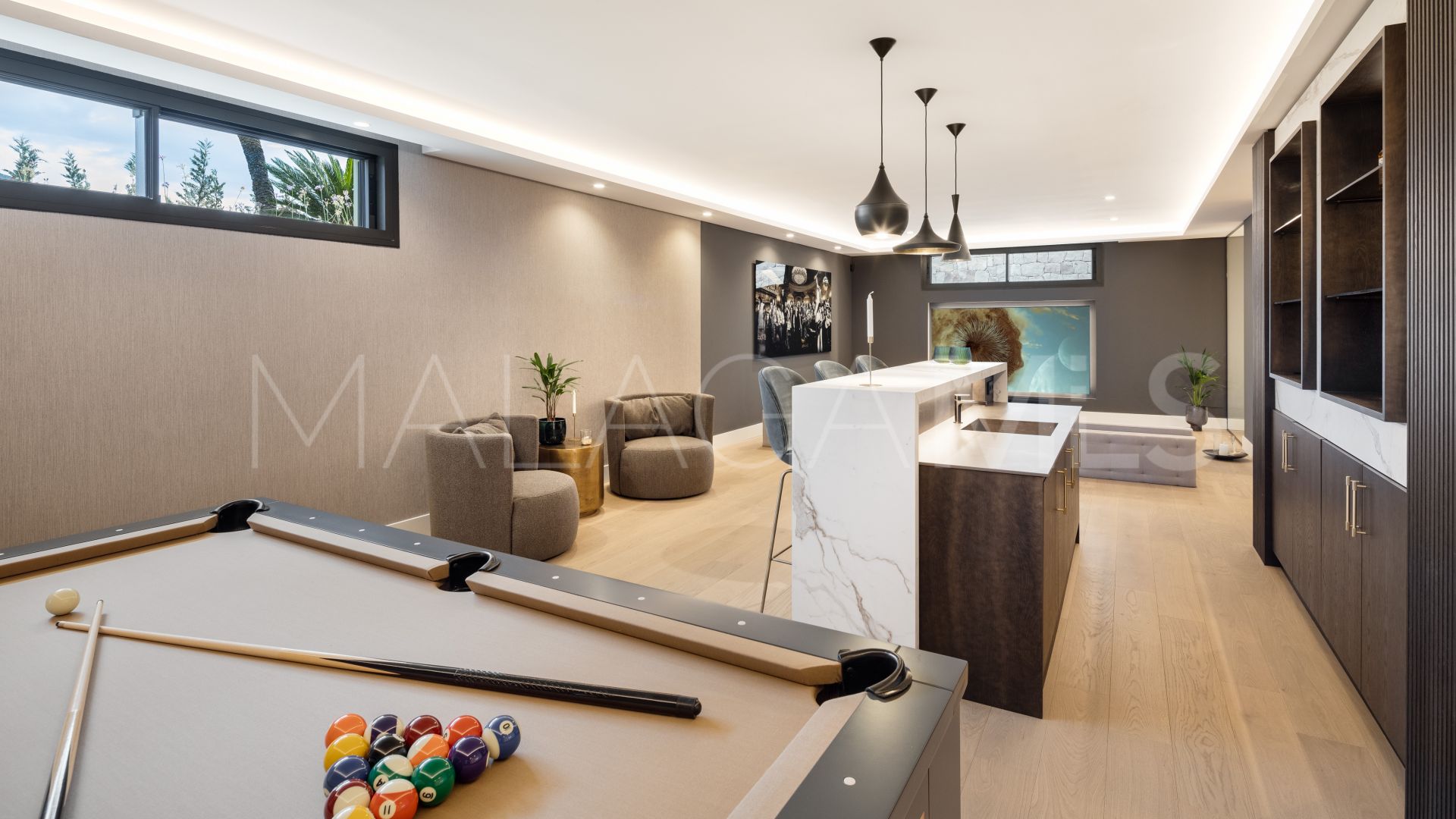 Se vende villa de 5 bedrooms in Nueva Andalucia