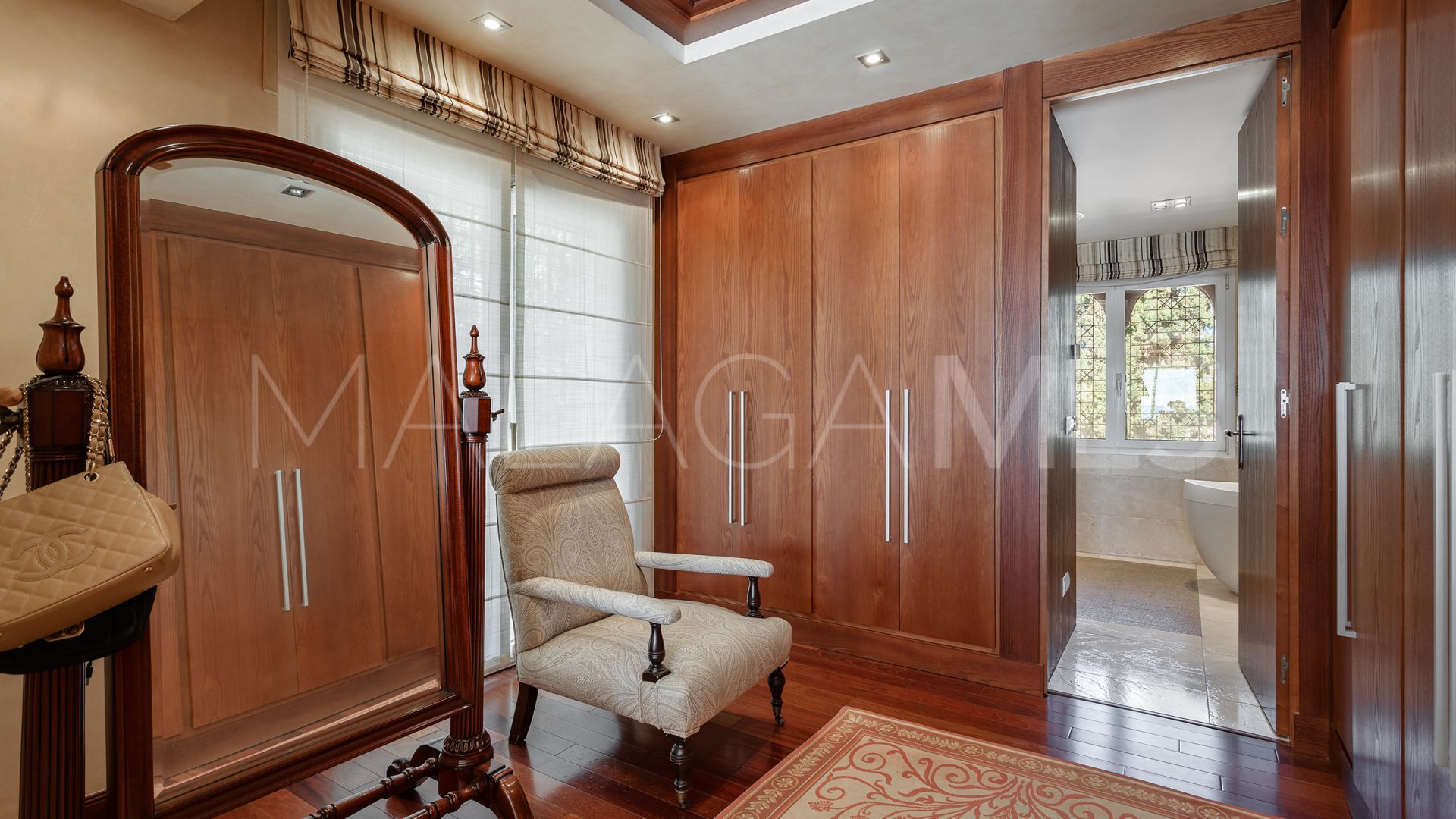 Estepona East villa for sale