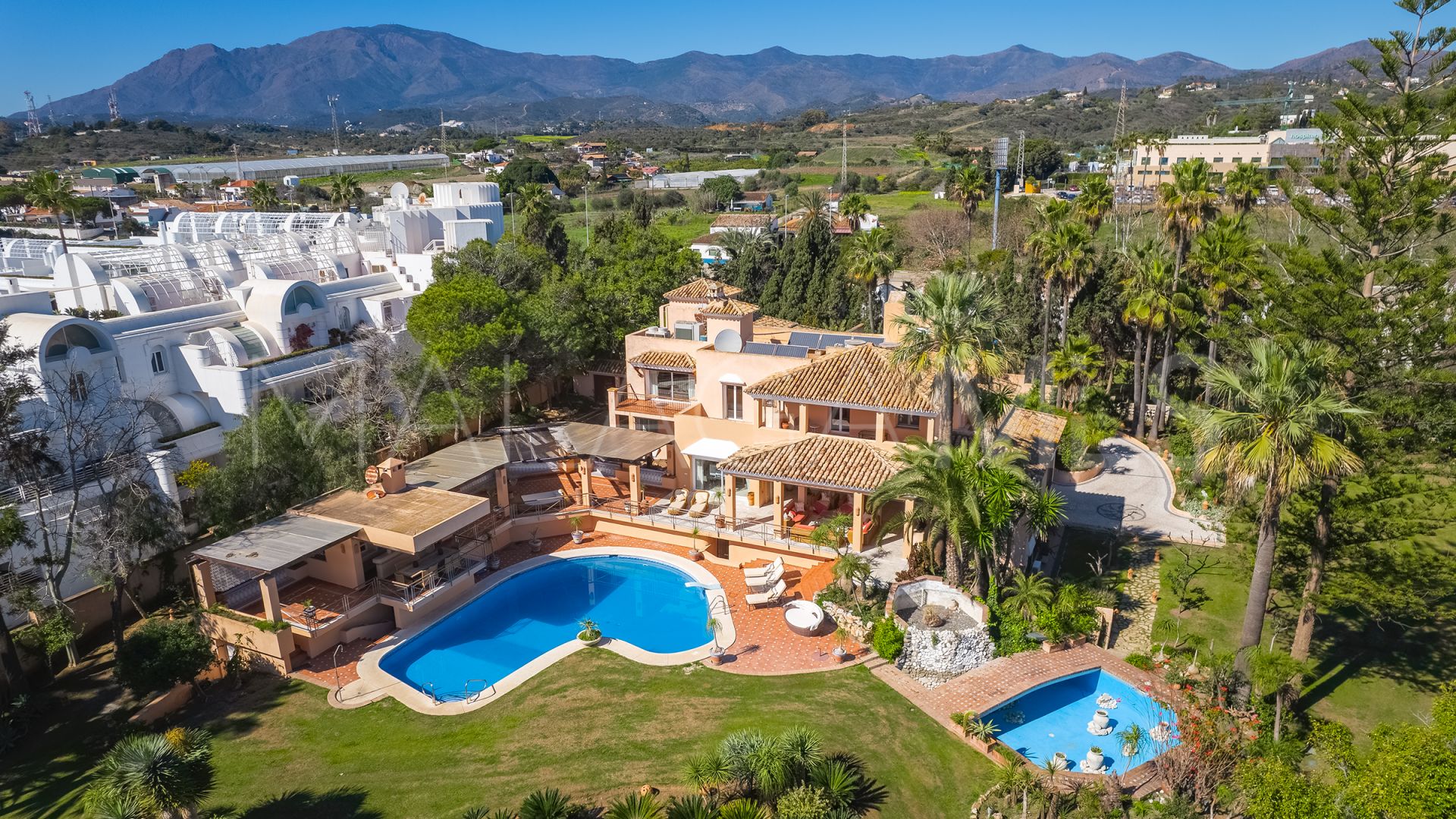 Estepona East villa for sale