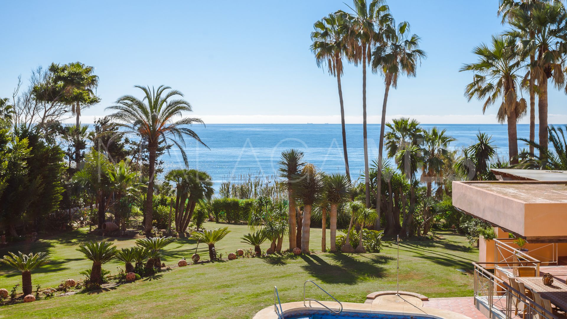 Estepona East villa for sale