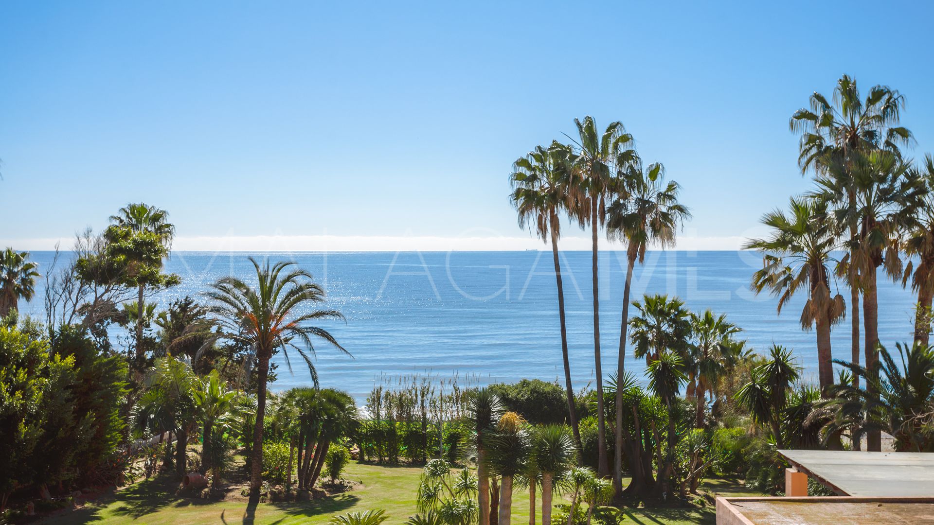 Estepona East villa for sale