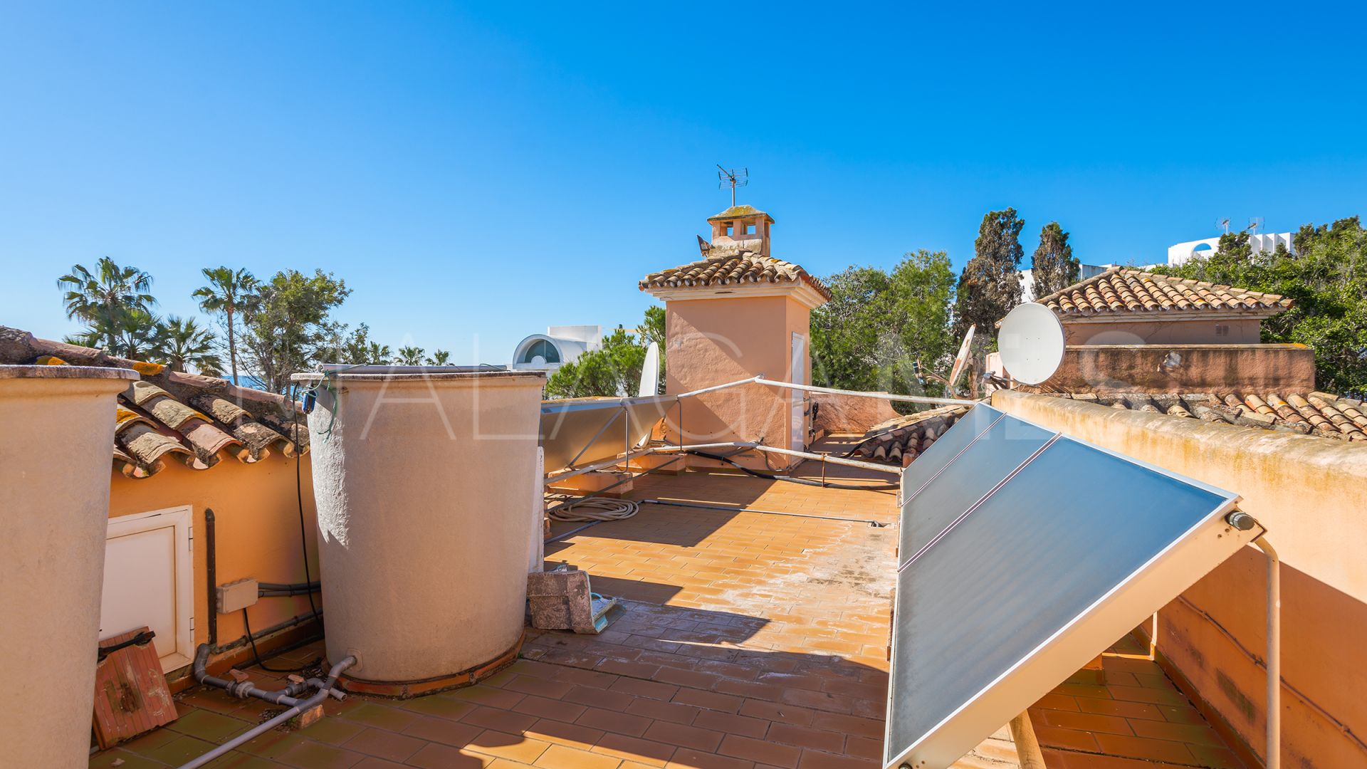Estepona East villa for sale