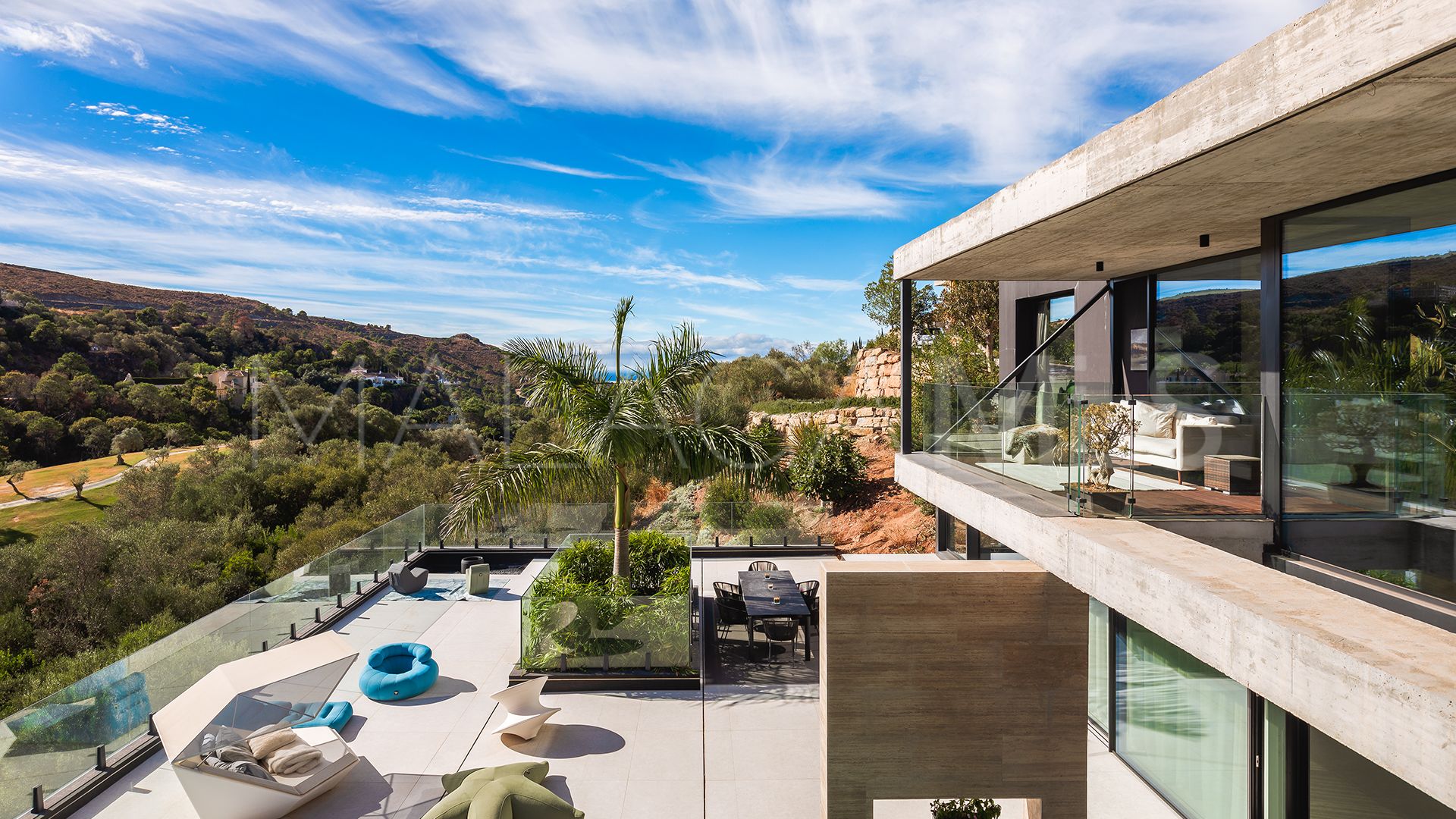 Villa for sale in Marbella City