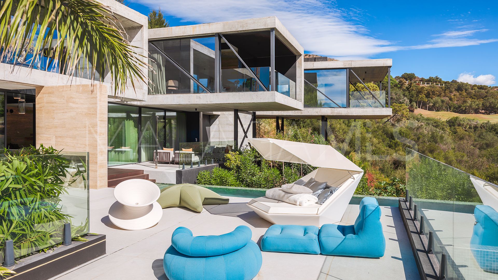 Villa for sale in Marbella City