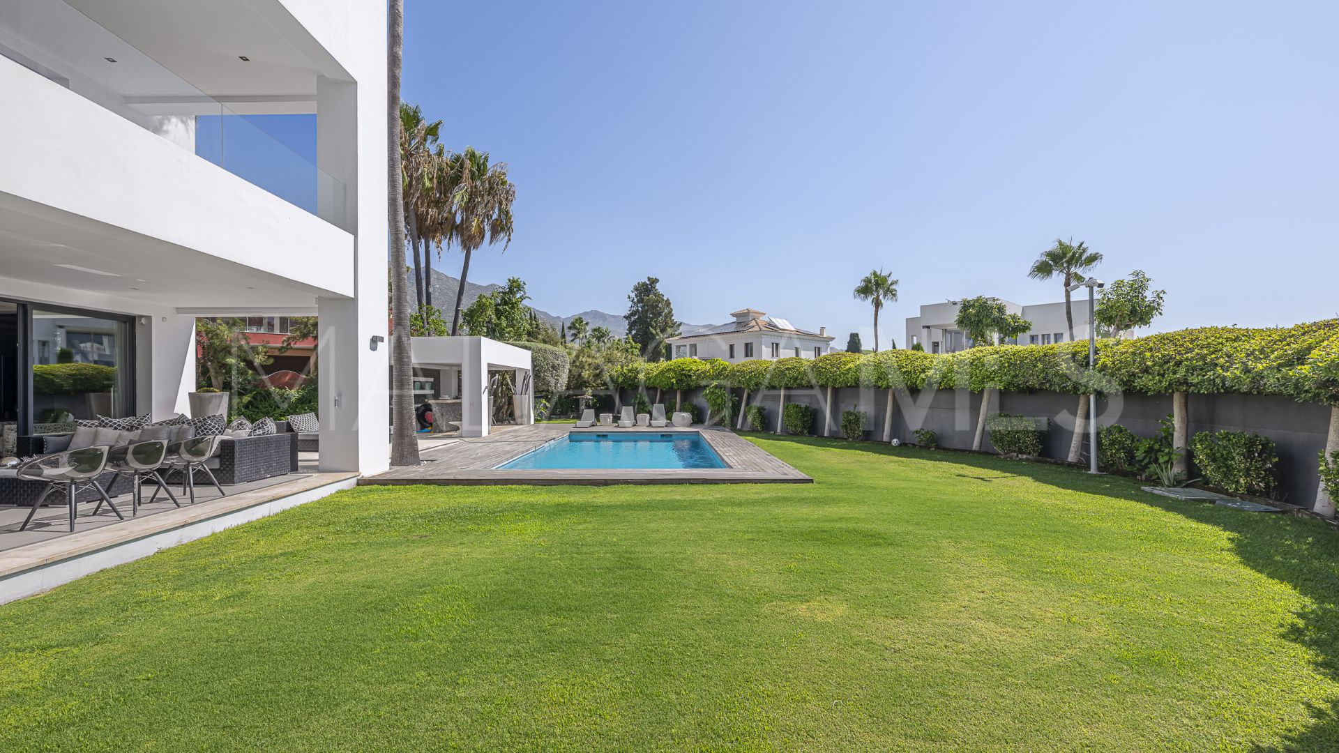 Villa for sale in Altos de Puente Romano