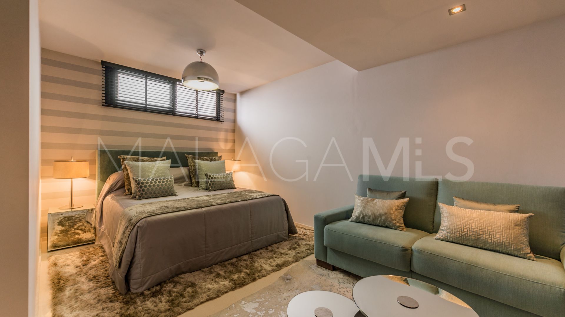 Villa for sale in Altos de Puente Romano