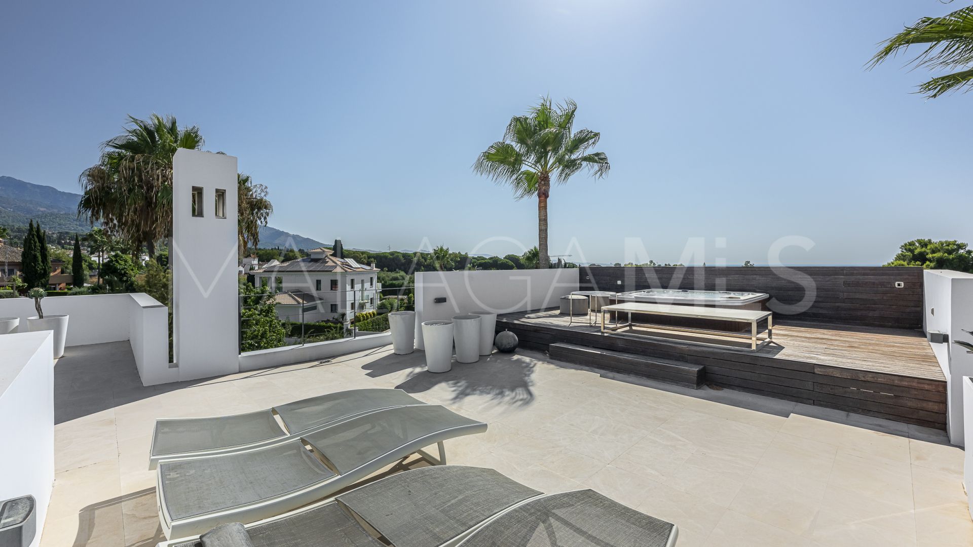 Villa for sale in Altos de Puente Romano
