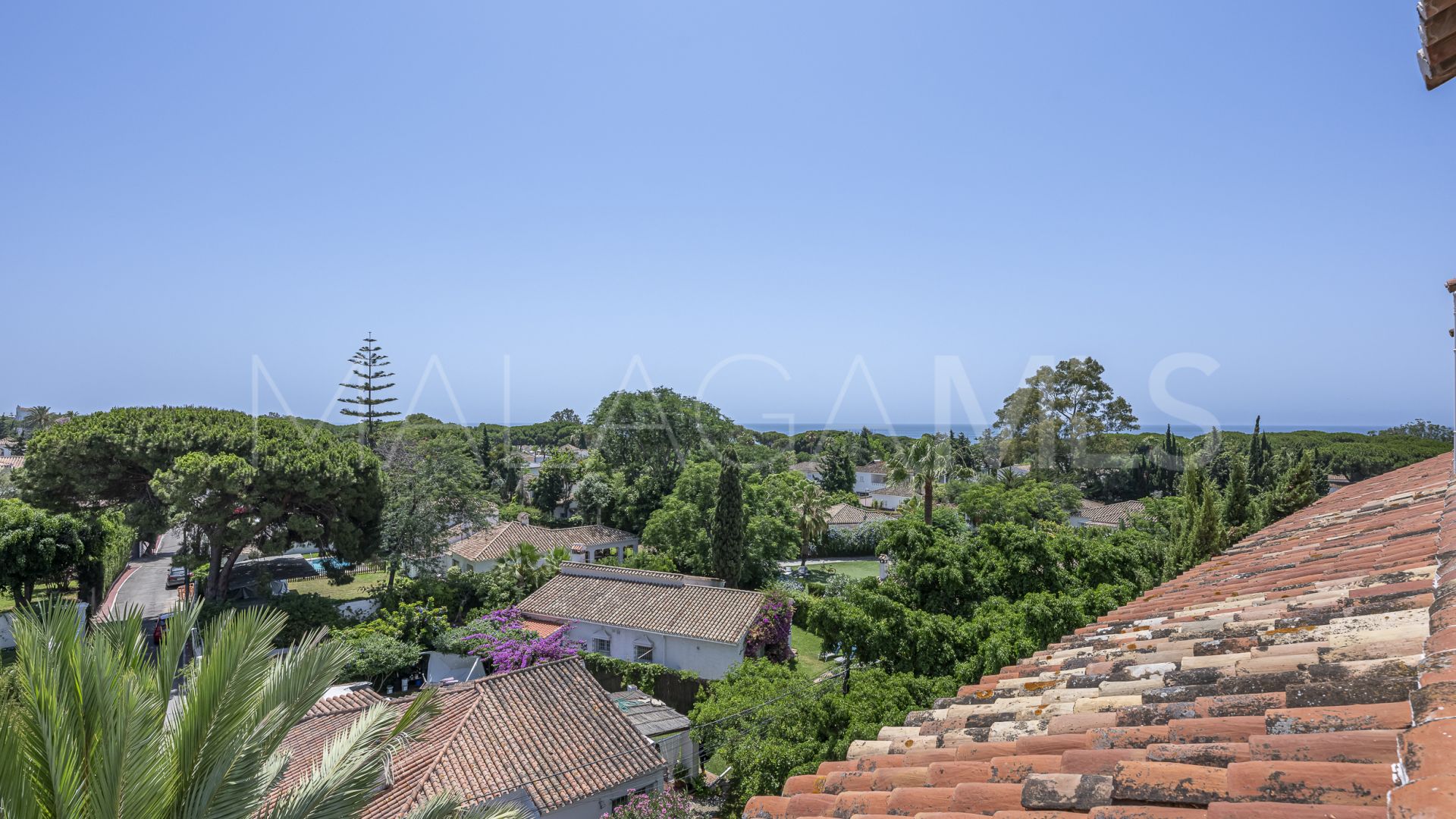 Marbella Este, apartamento a la venta