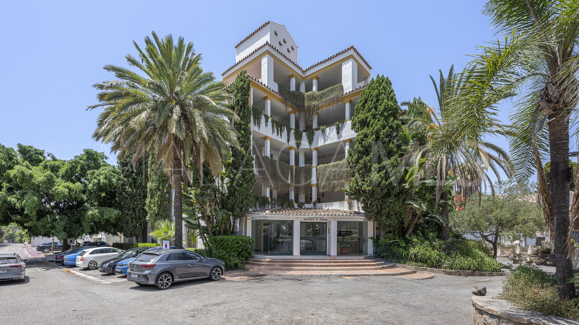 Marbella Este, apartamento a la venta