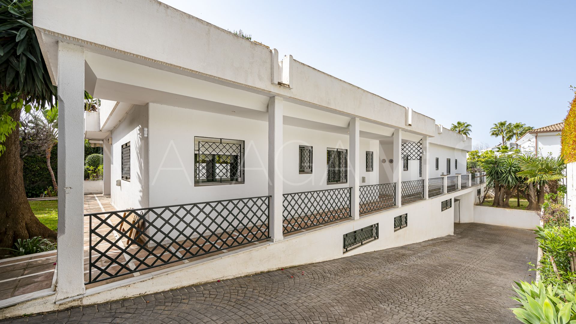 Villa with 4 bedrooms for sale in Nagüeles