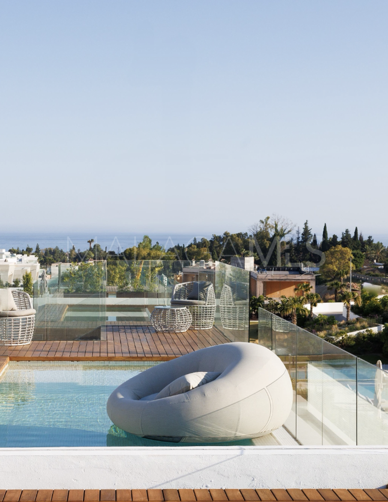 Ático a la venta in Marbella Golden Mile with 3 bedrooms