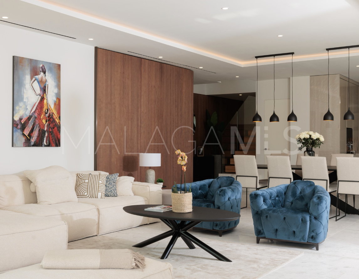 Ático a la venta in Marbella Golden Mile with 3 bedrooms