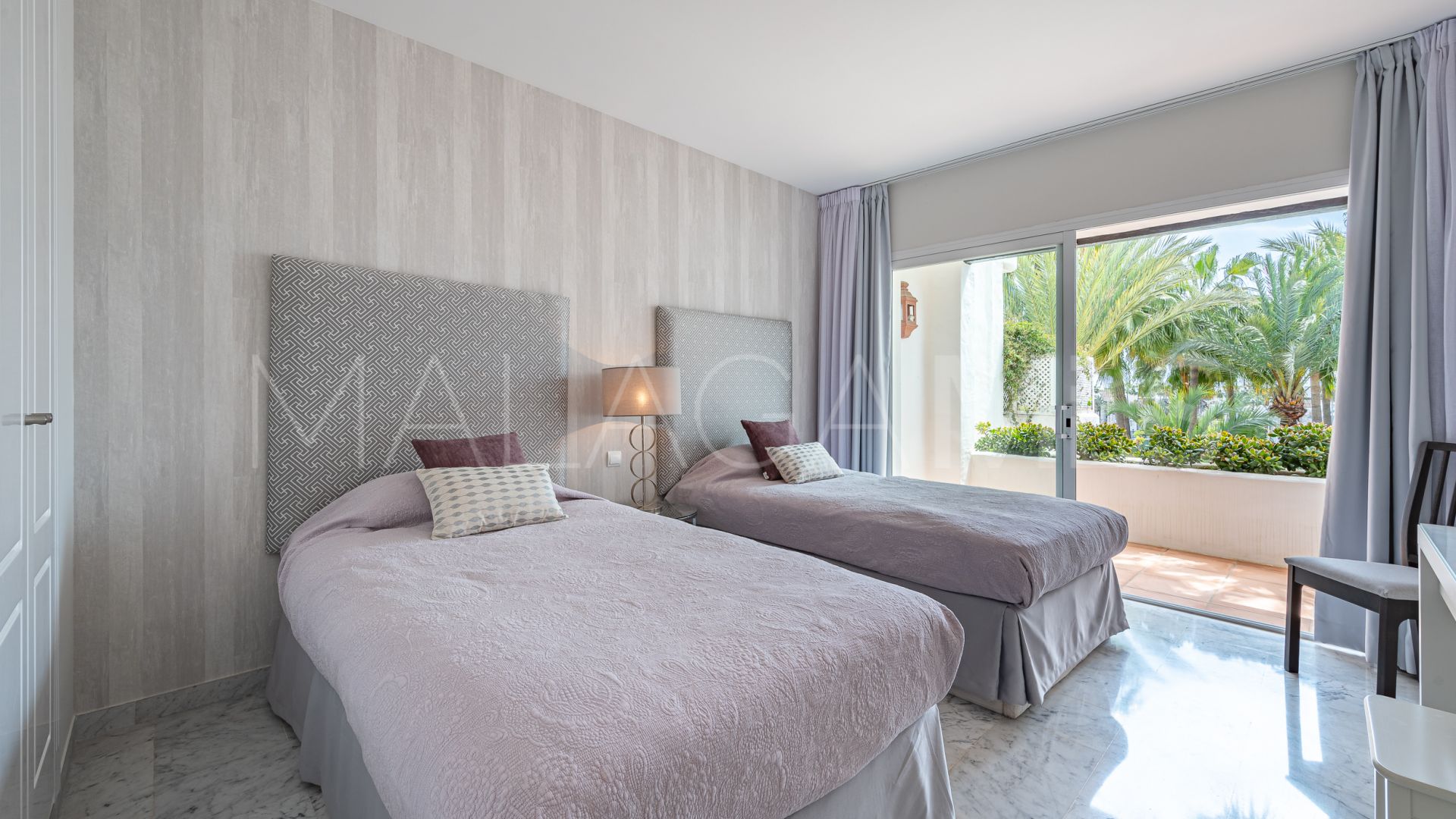 For sale Puente Romano duplex penthouse