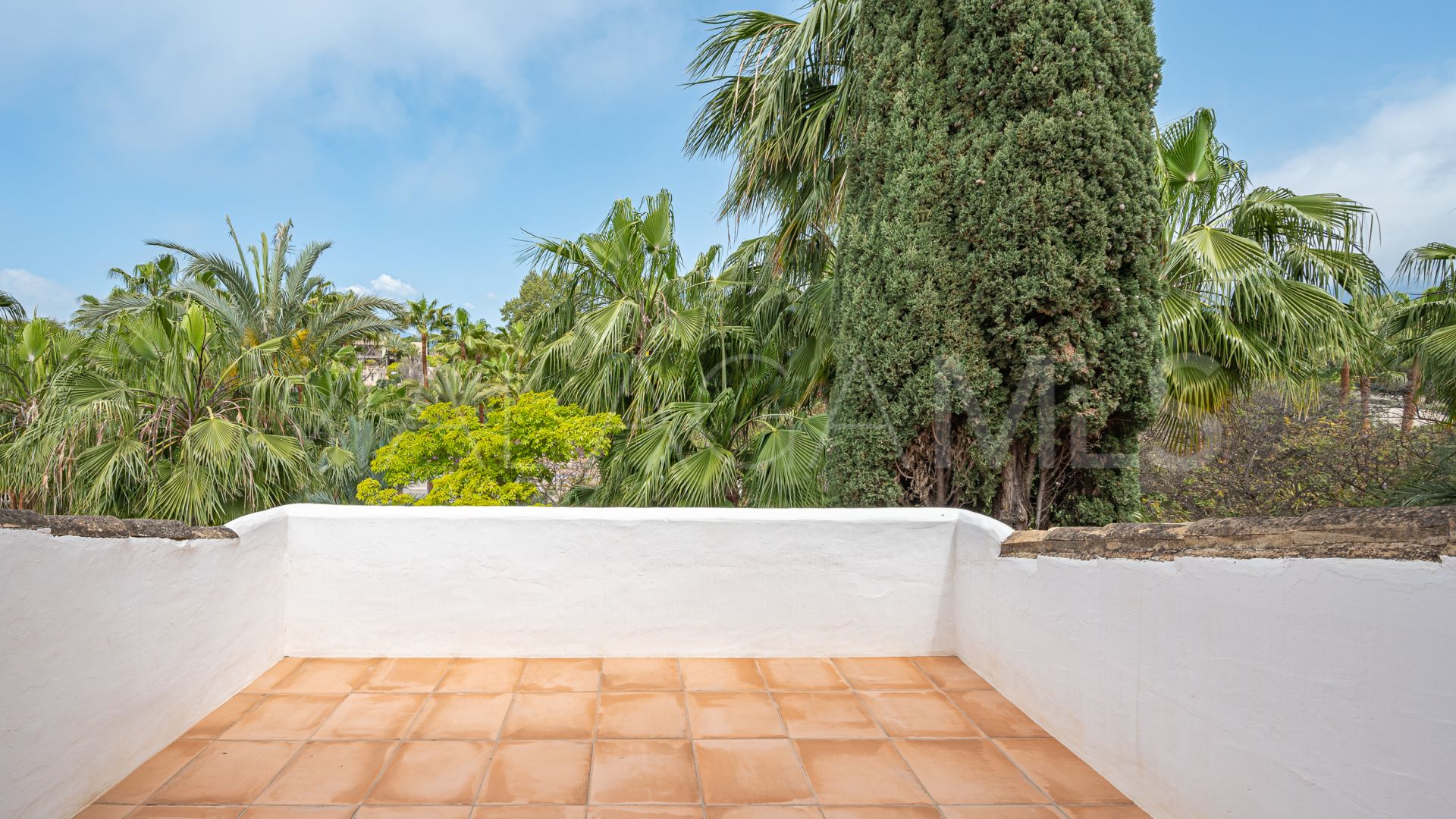 For sale Puente Romano duplex penthouse