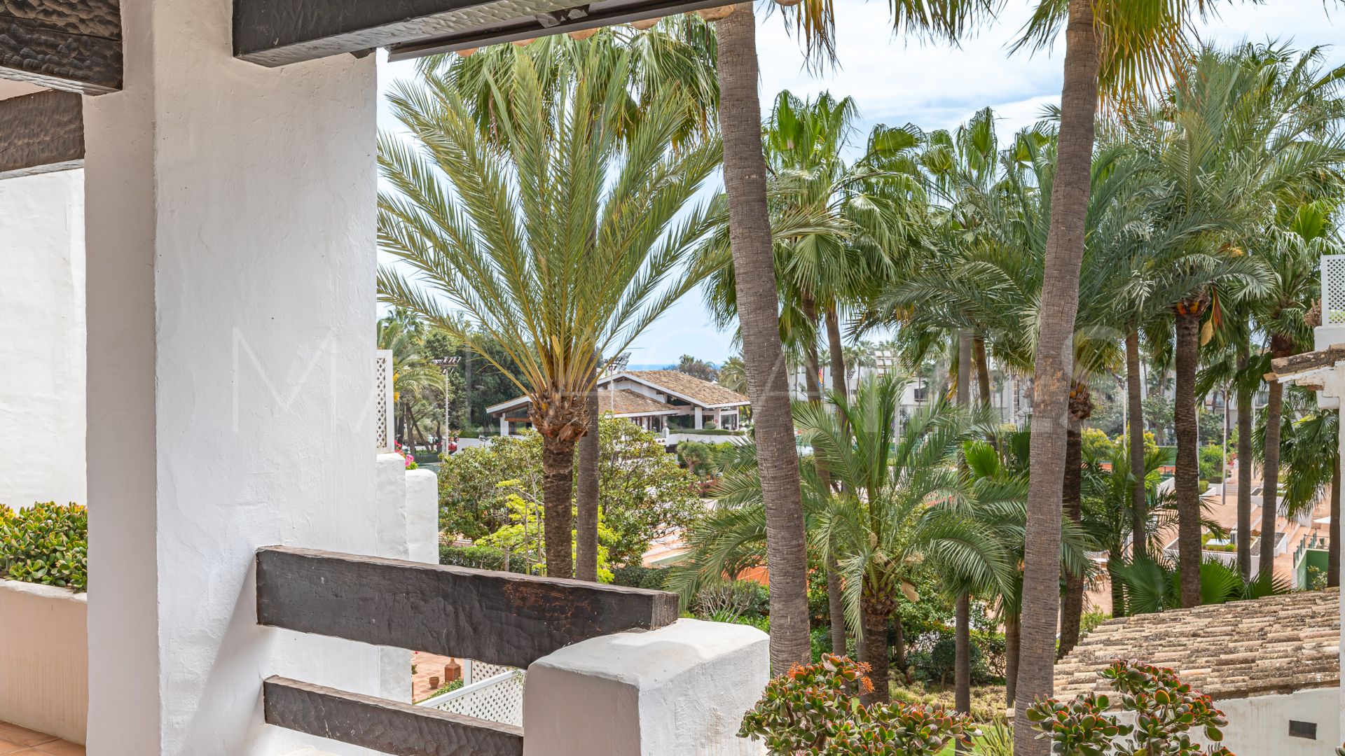 For sale Puente Romano duplex penthouse