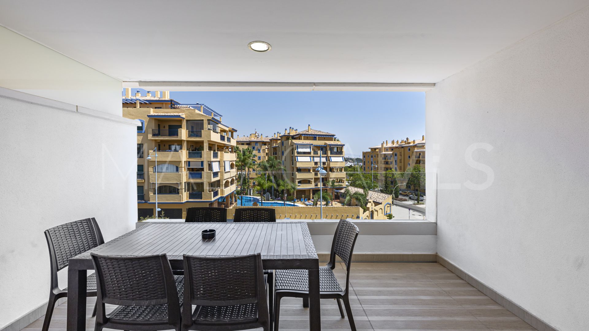 Tvåvåningslägenhet for sale in Nueva Alcantara