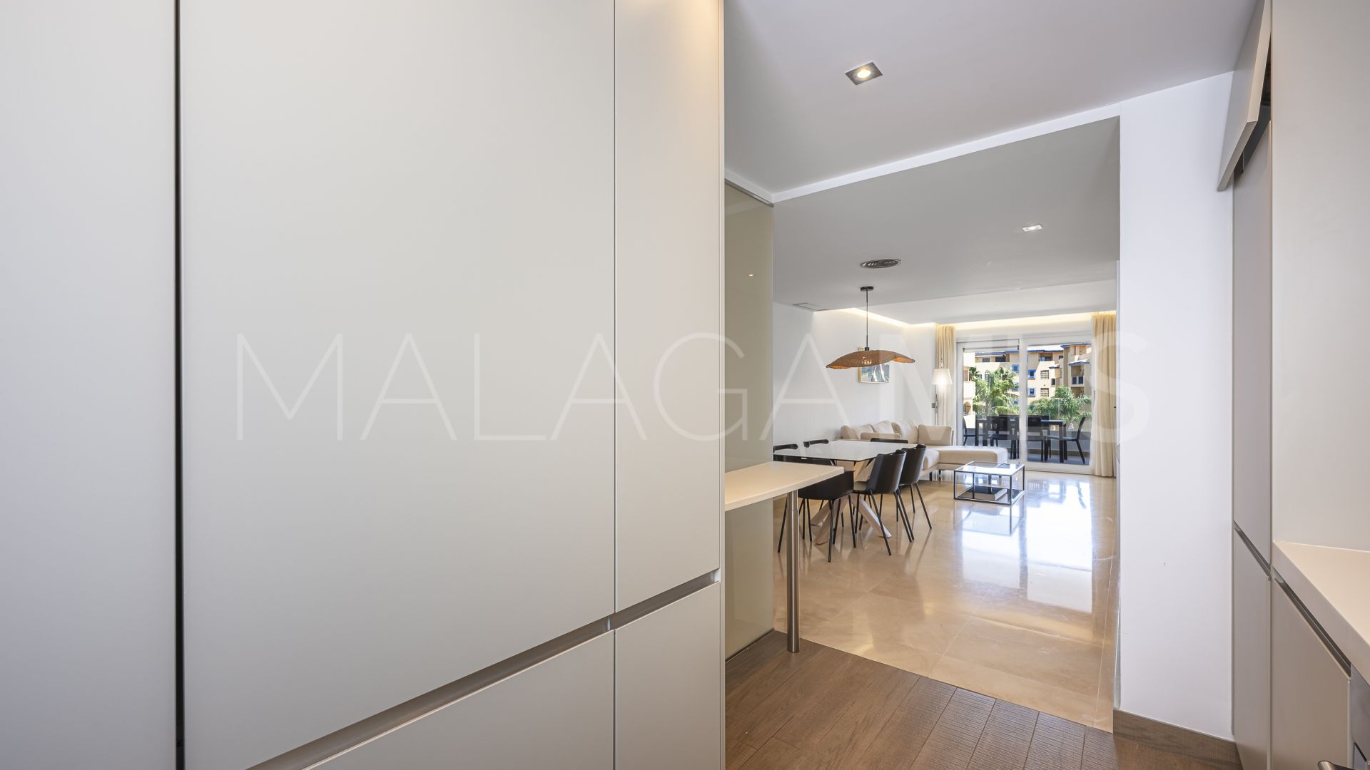 Tvåvåningslägenhet for sale in Nueva Alcantara