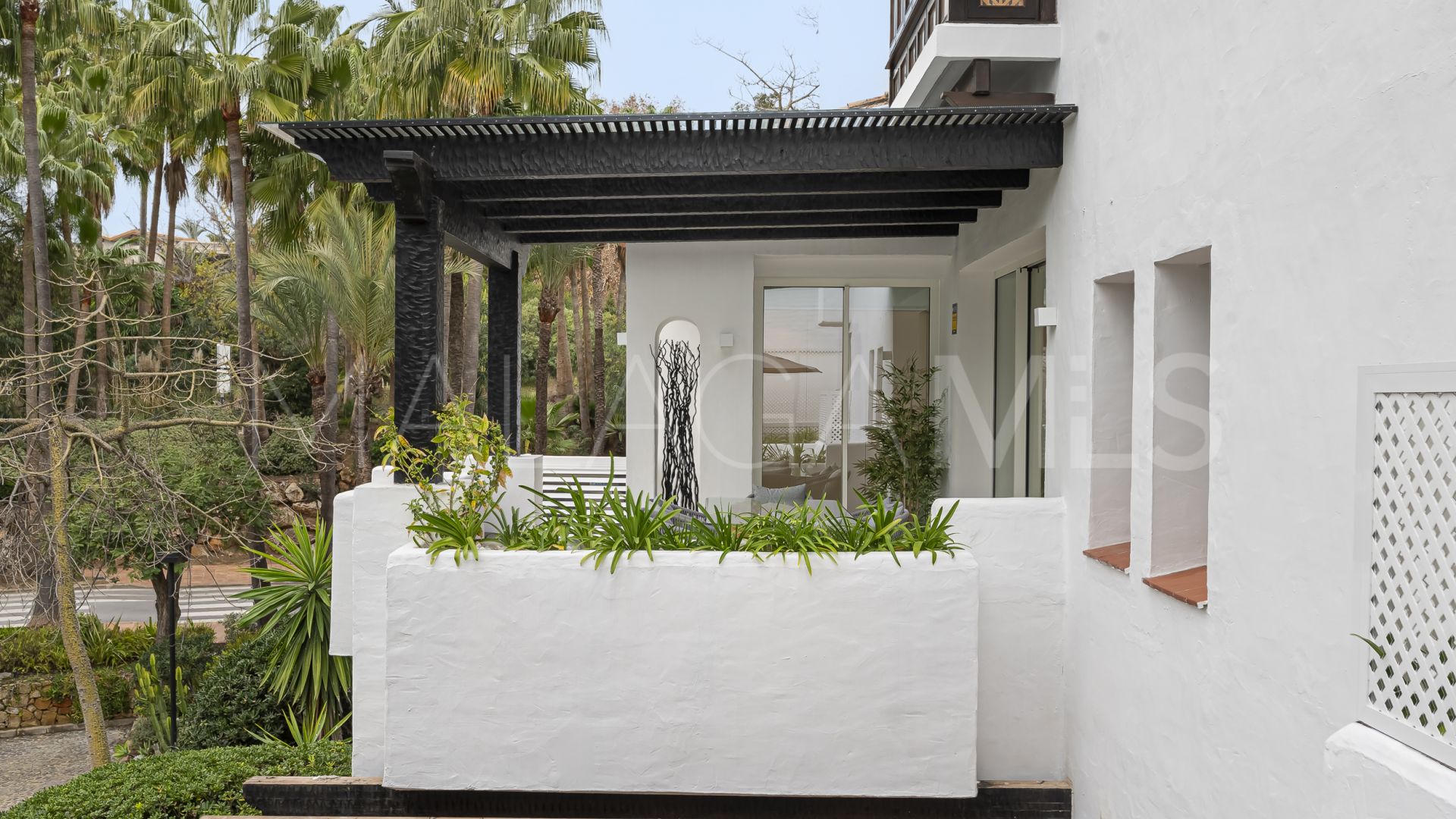 Marina Puente Romano 3 bedrooms apartment for sale
