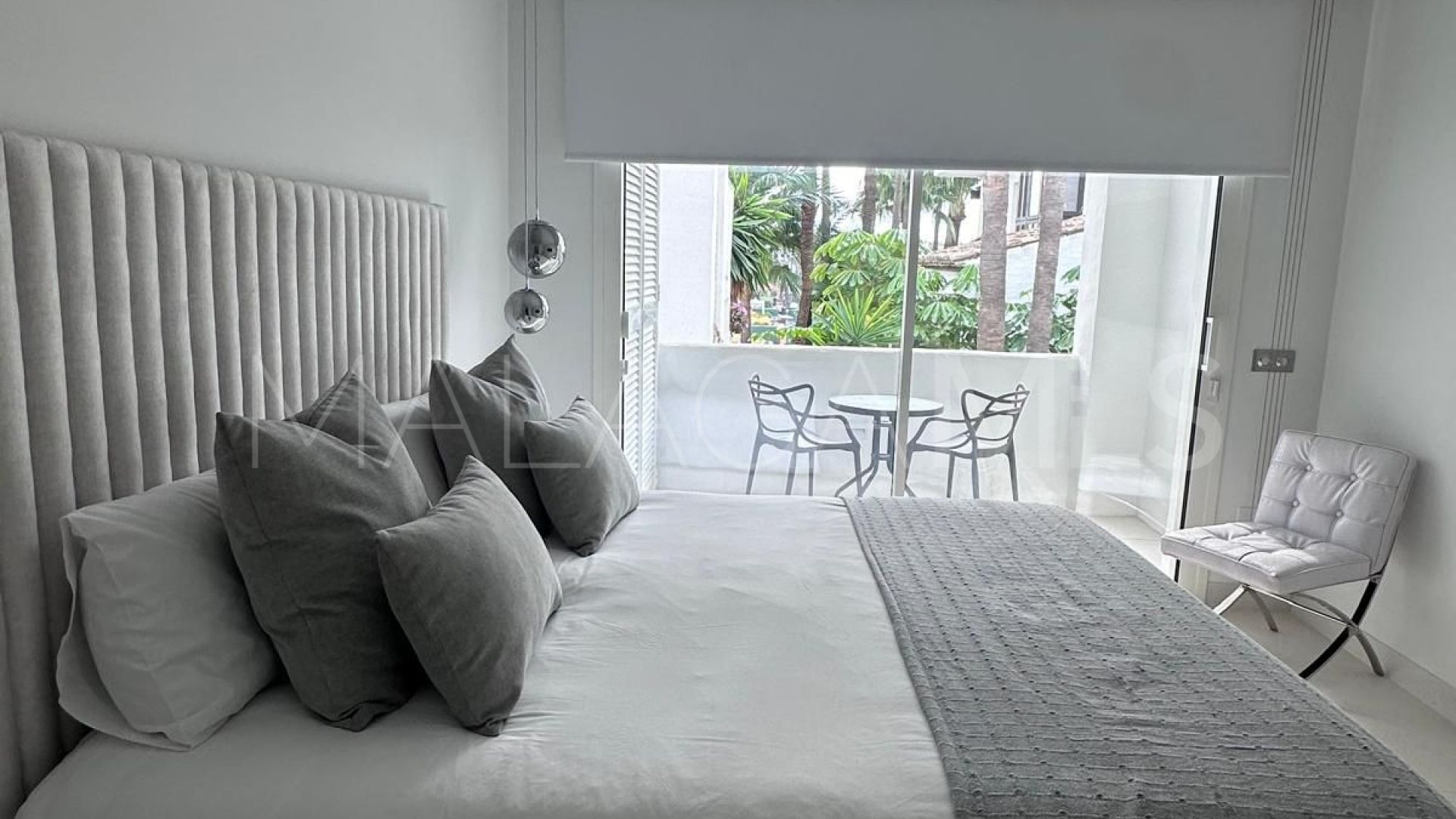 Marina Puente Romano 3 bedrooms apartment for sale