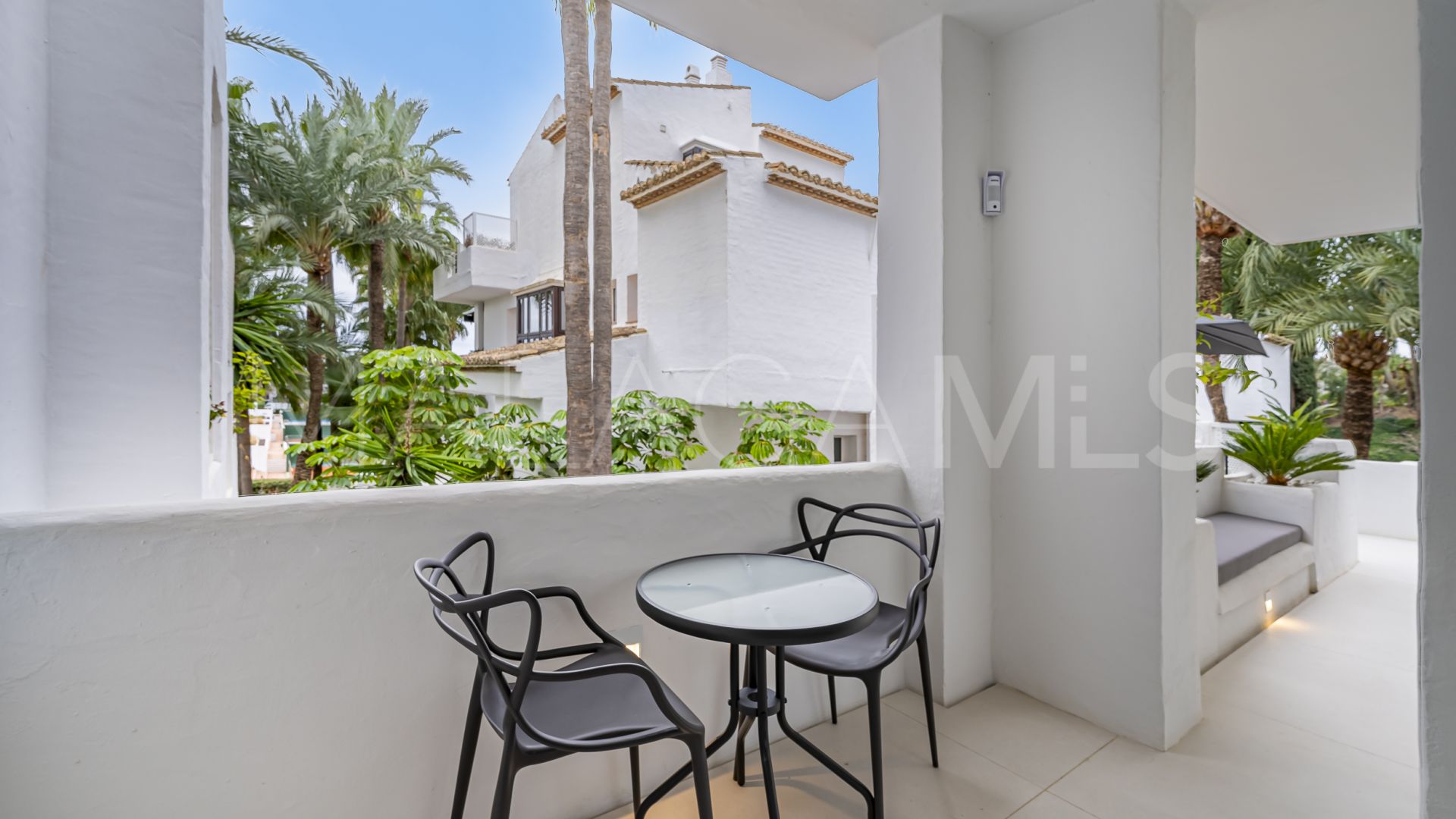 Marina Puente Romano 3 bedrooms apartment for sale