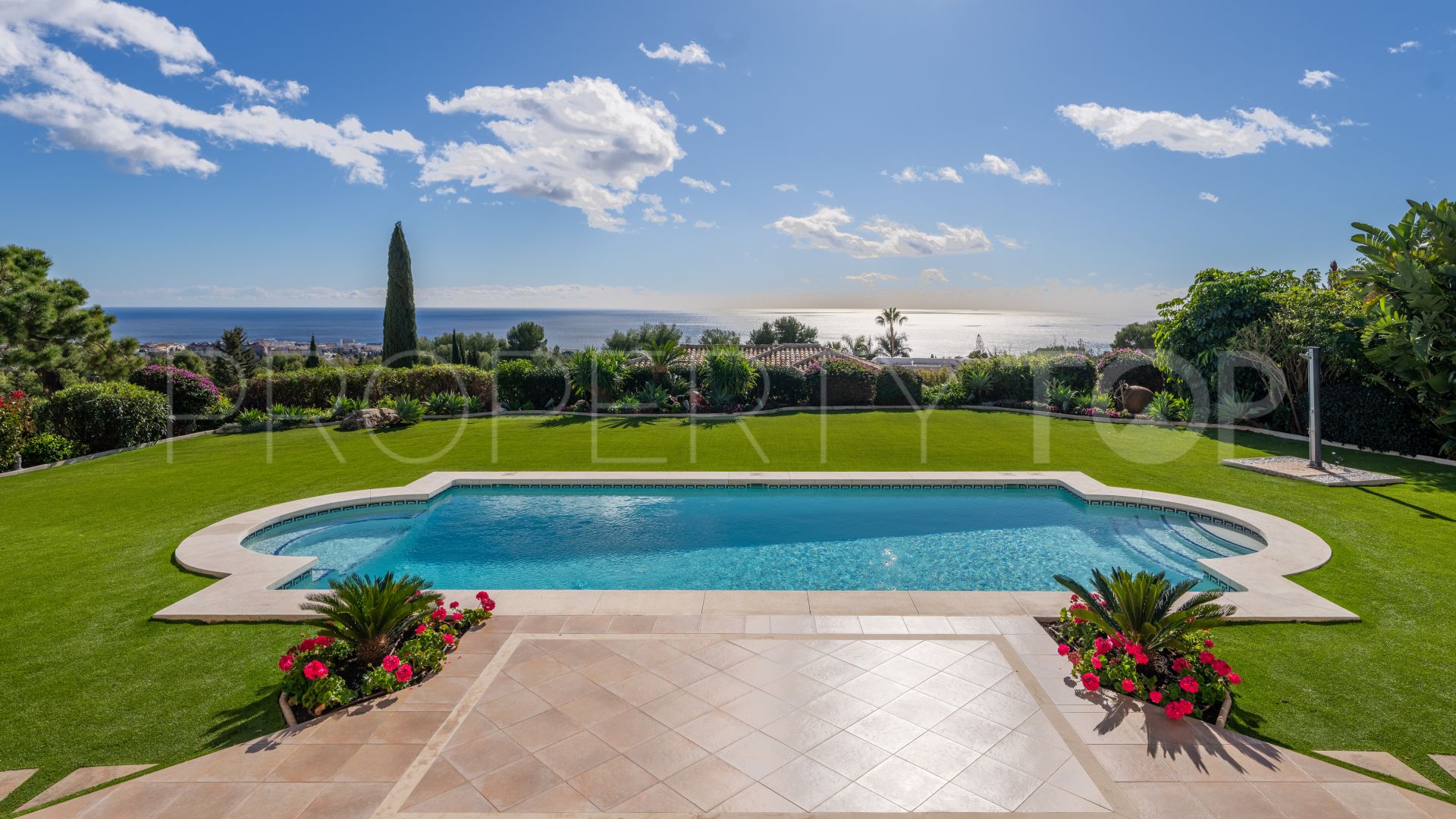 Villa en venta de 6 dormitorios en Marbella Golden Mile
