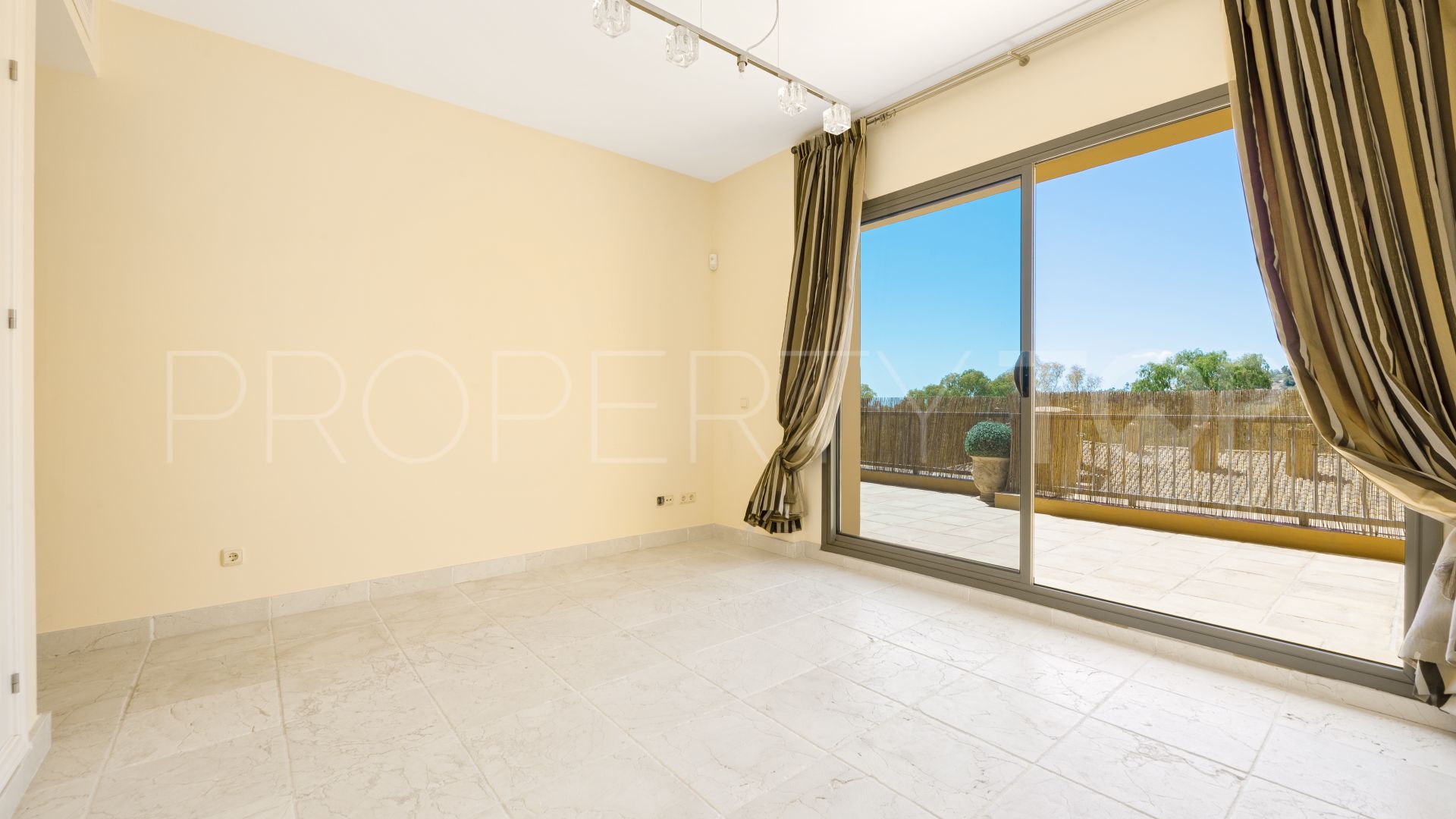 For sale Estepona East penthouse