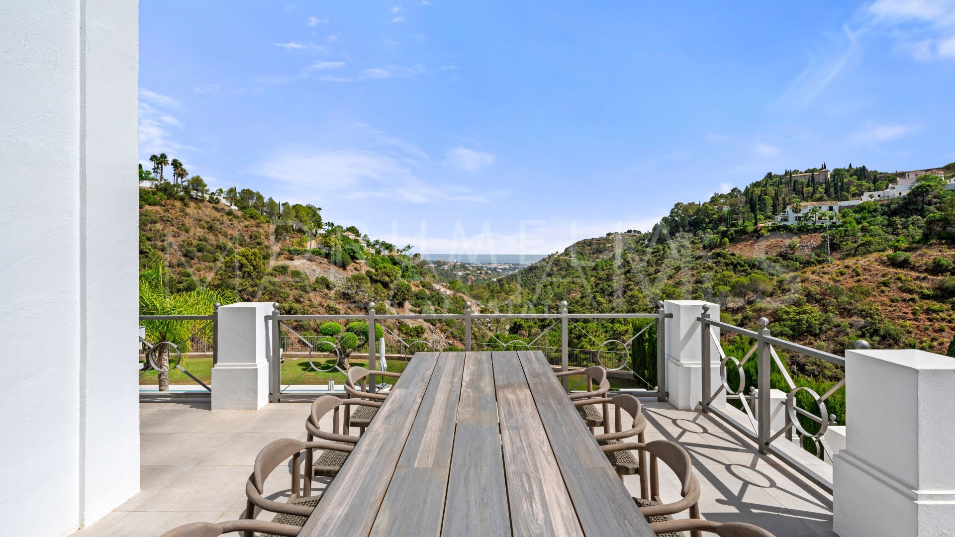 Villa for sale in El Madroñal